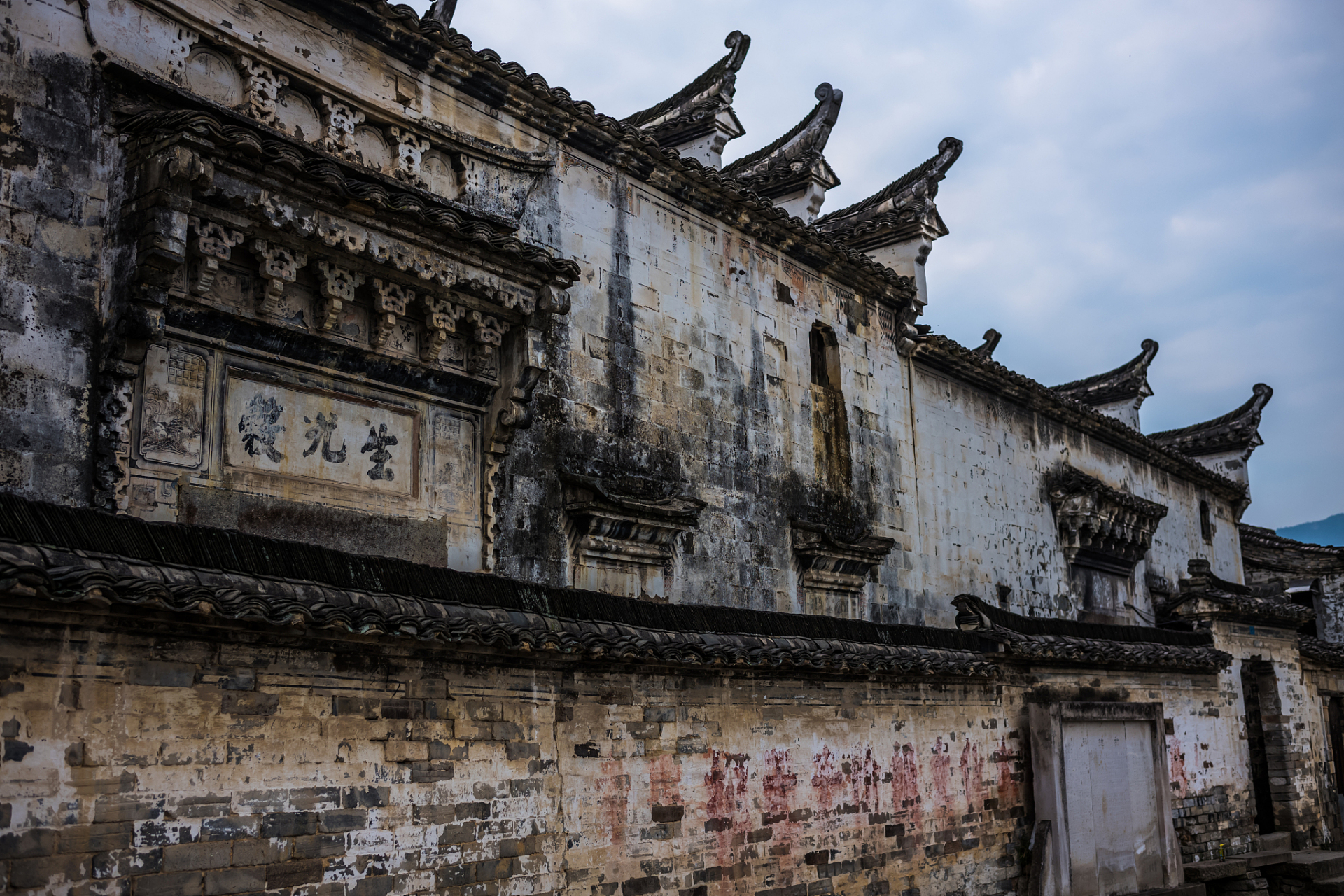 新叶古村不仅是《爸爸去哪儿2》的取景地,更是叶氏聚居村的代表之一.