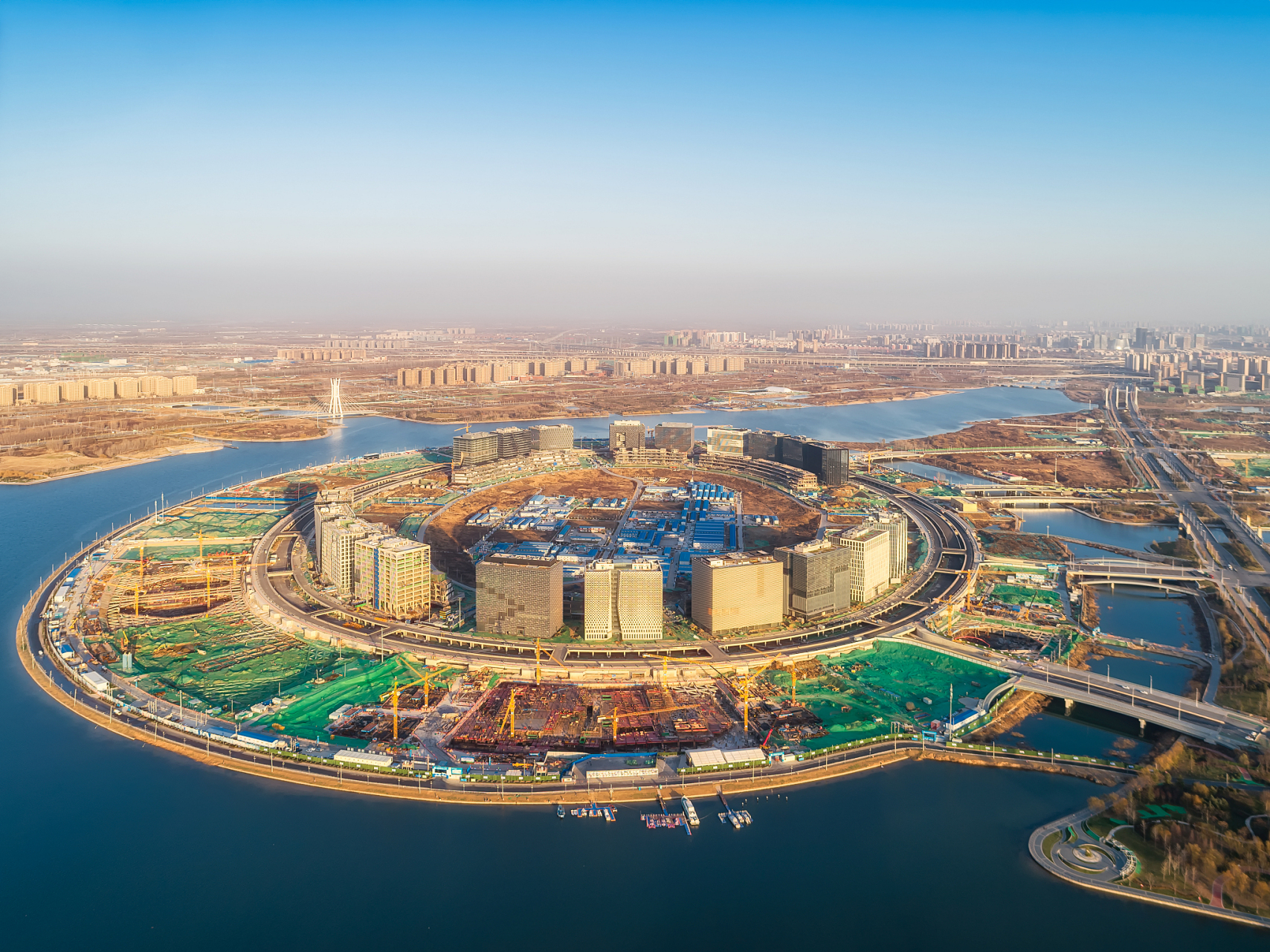 郑州北龙湖湿地公园金融岛:引领郑洛新时代的经济腾飞!