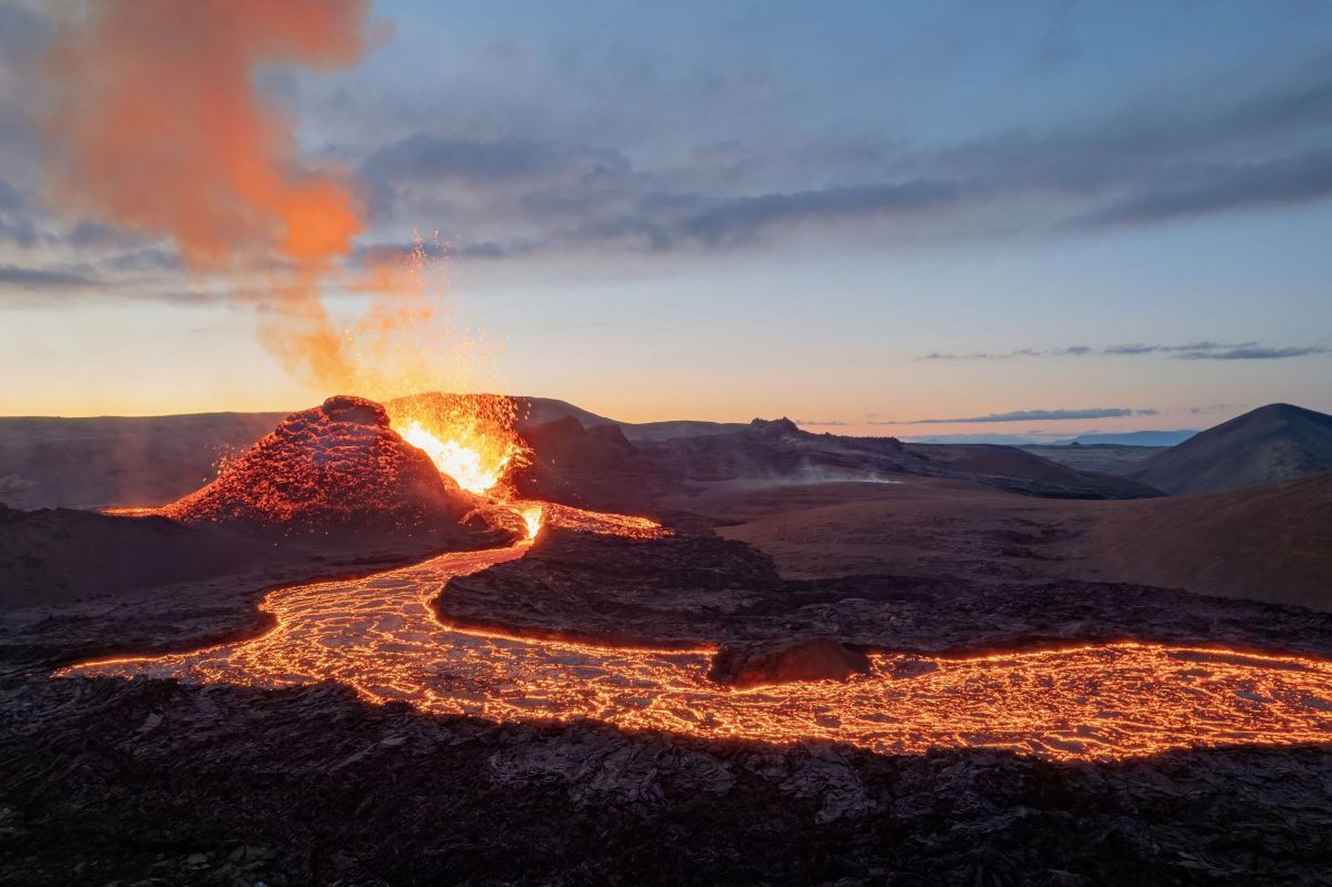 美国黄石超级火山图片