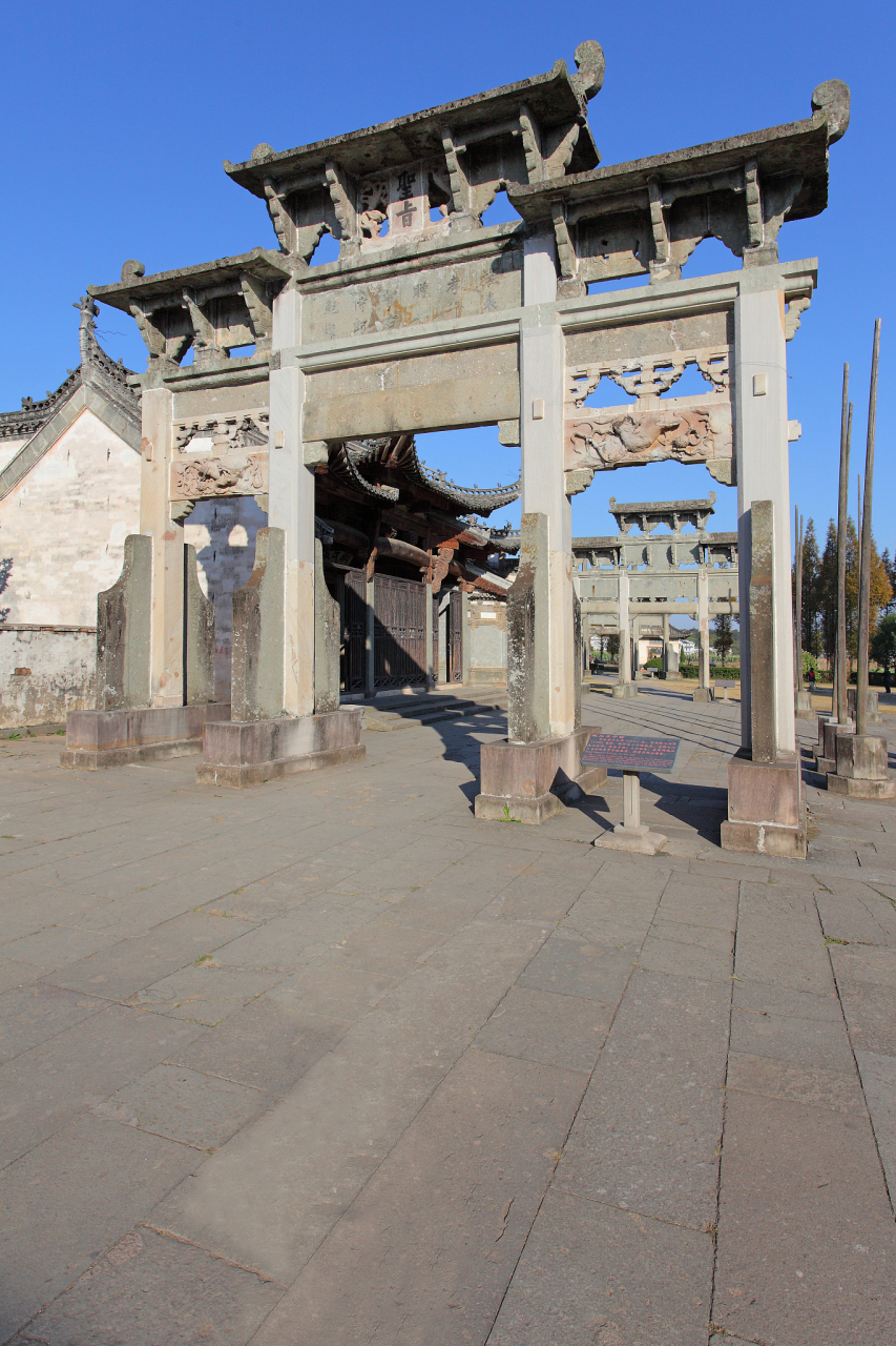 "探寻黄边牌坊:大学生必体验的新地标!9015  大家好呀!