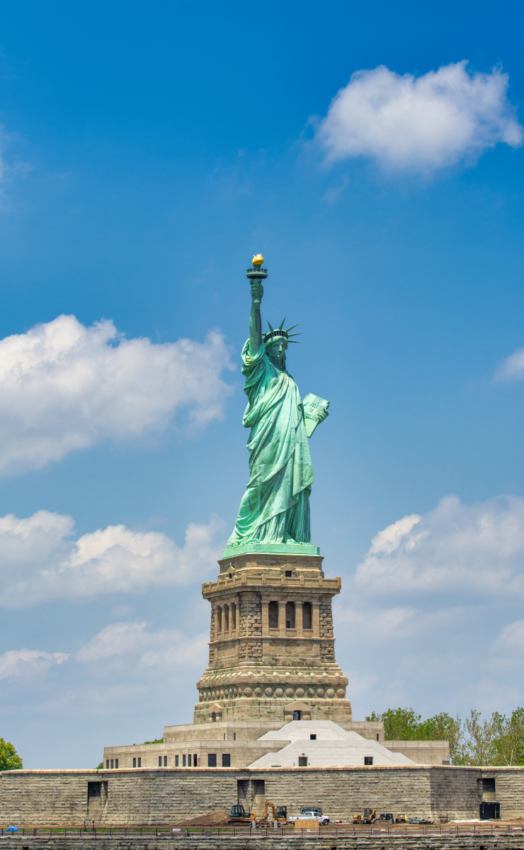 自由女神像,这座象征着自由,民主和希望的标志性建筑