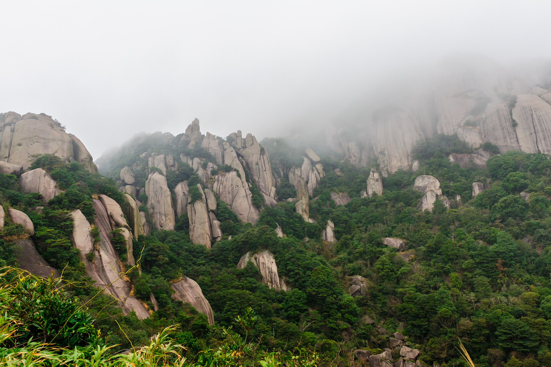 作为太姥山风景名胜区的主体风景区,它的名字有着一段令人神往的传说.