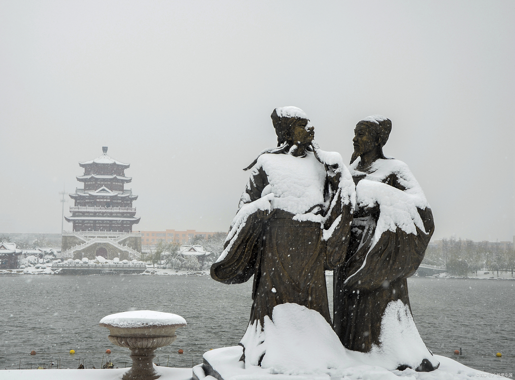 读懂了李白,就读懂了人生:"诗仙"的一生可以用4句诗去概括