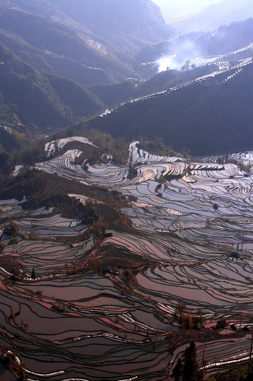 云南昭通苗山情图片