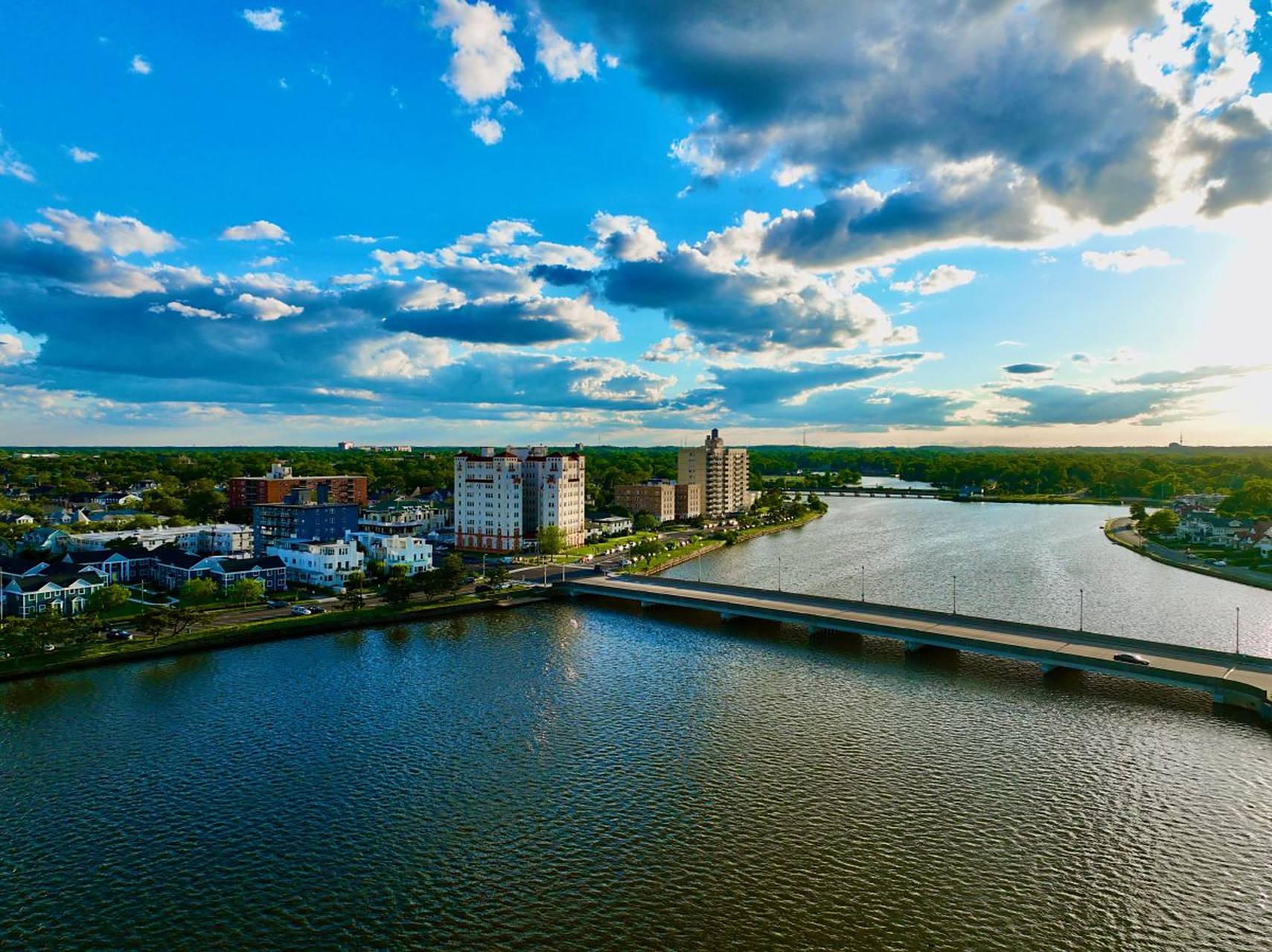 新疆塔城市有什么旅游景点呢!