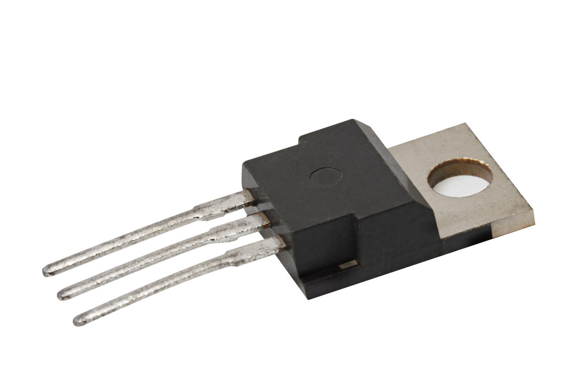 晶体二极管  二极管又称晶体二极管,简称二极管(diode);它只往一个