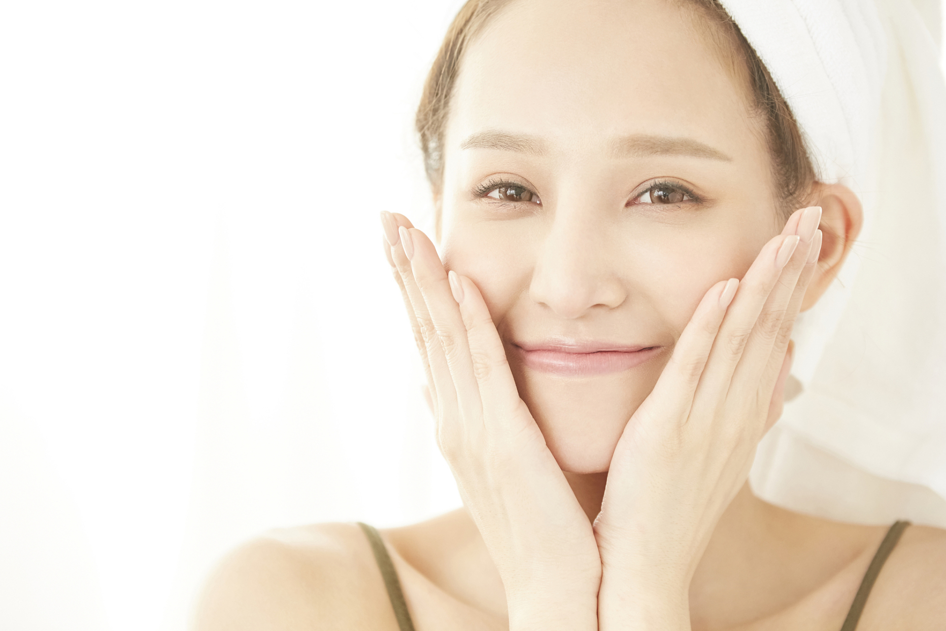 的基础上增加抗糖化护肤方案,那么可以很大程度上解决25岁皮肤的黯黄