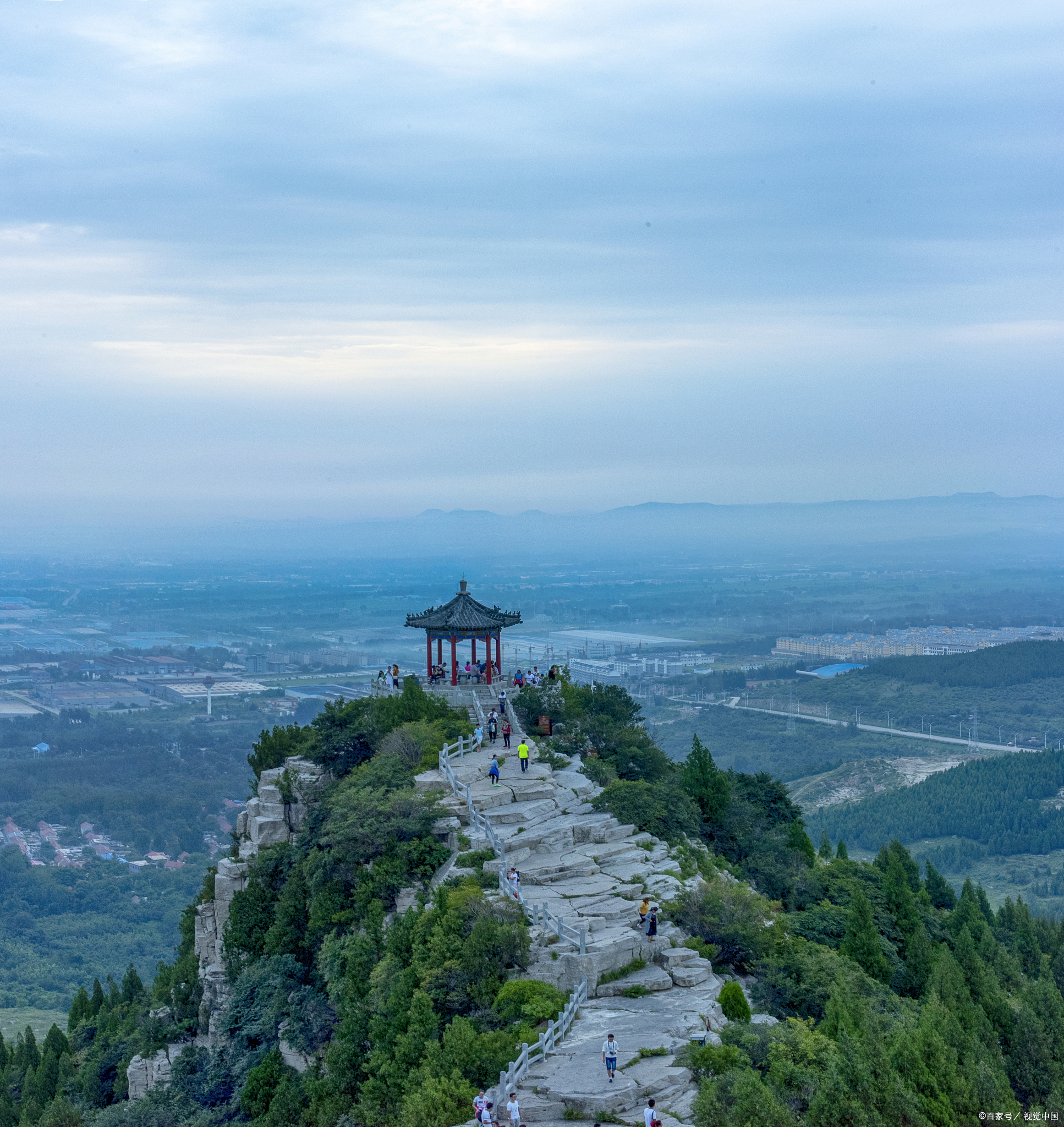 衡山紫金山图片