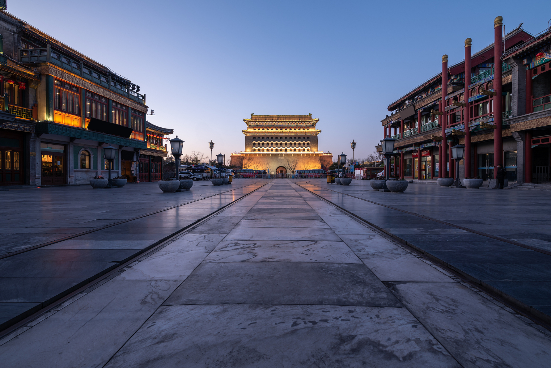 唐代留给西安的文化财富最为丰富,唐皇城街道便是其中之一.