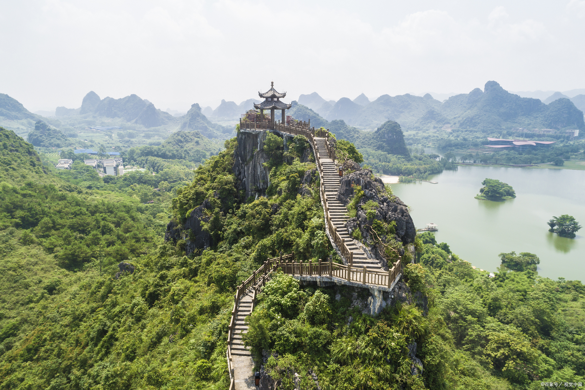 秋日生活创作季#  国庆金秋,南宁周边热门旅游路线推荐  交通:自驾游