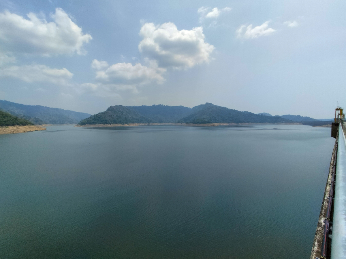 重庆龙水湖,这个位于重庆市大足区南部的美丽湖泊,宛如一颗璀璨的明珠