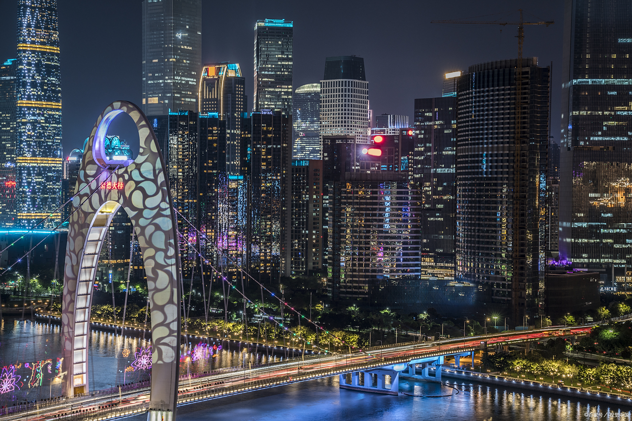 广州,一座让人流连忘返的城市 广州,一个充满活力和魅力的地方,拥有