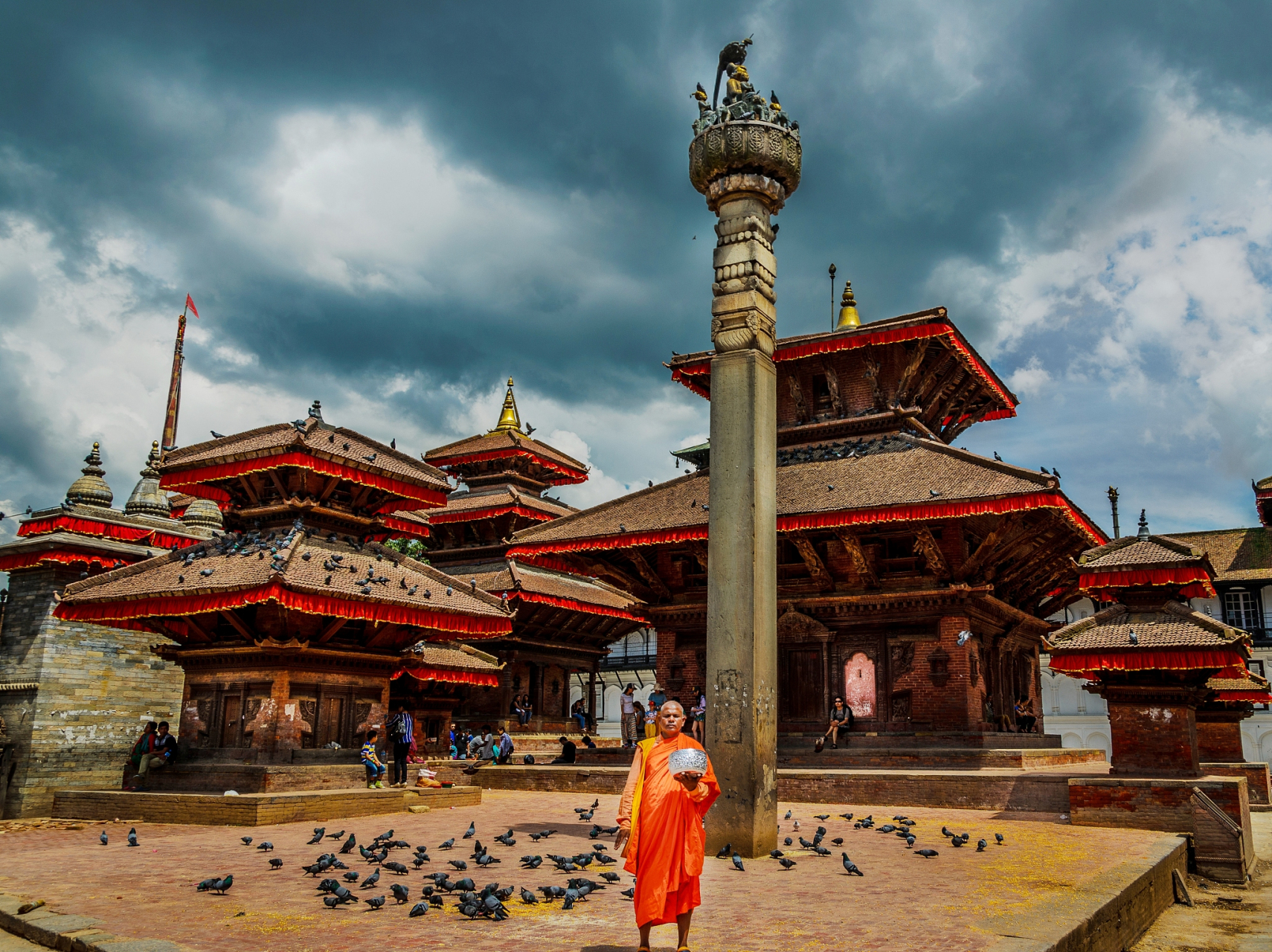 夏季来临,推荐你前往西藏南木林县游览曼日寺.