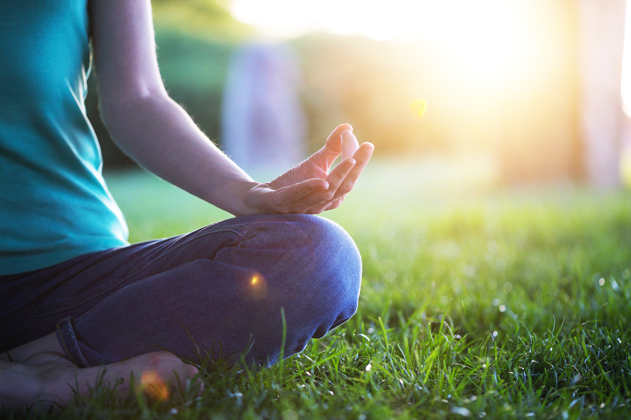 摘要:  面对生活中的挫折和困难,我们要学会放松自己,正确看待并勇敢