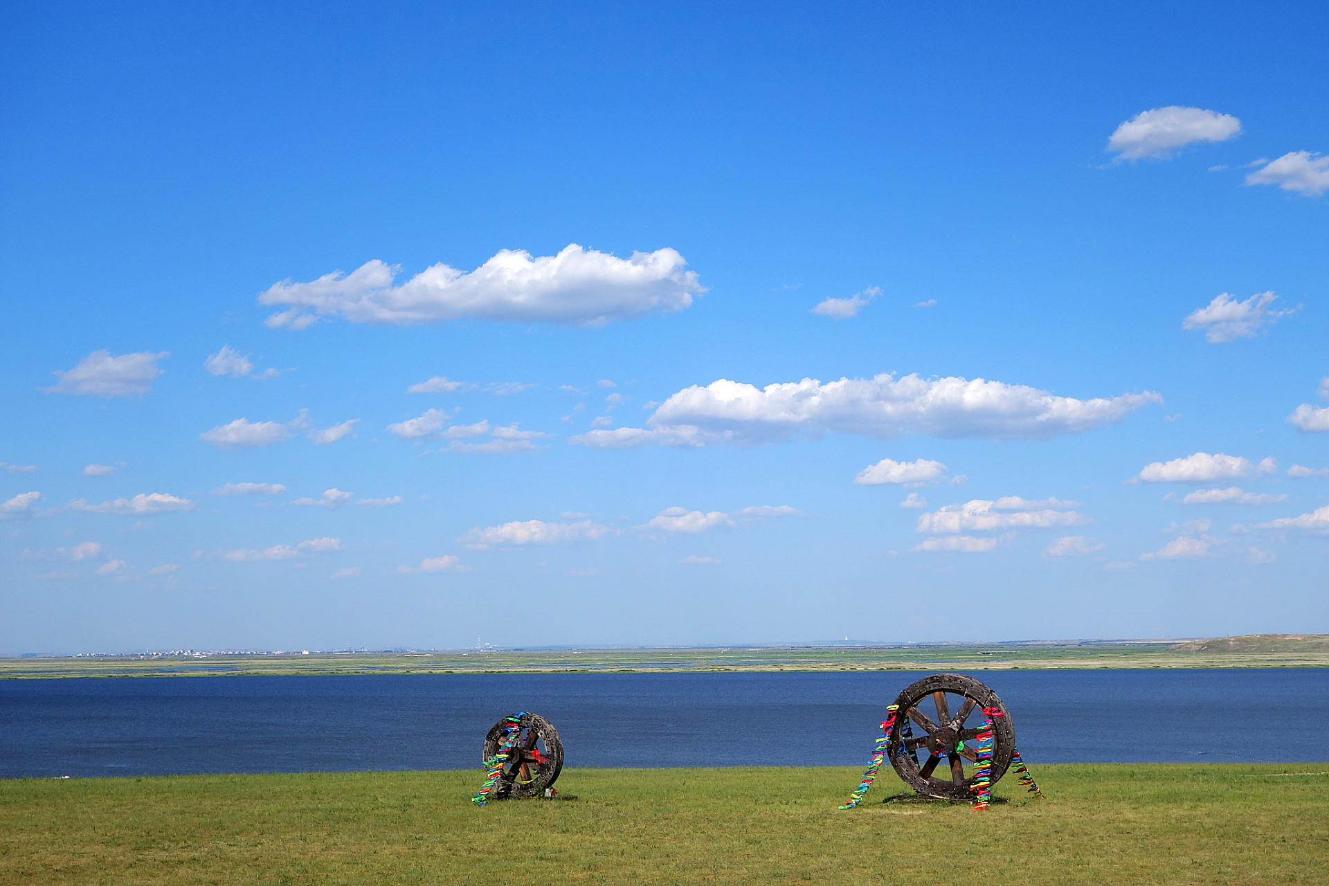 内蒙古达里诺尔湖,也称为"大海一样的湖",不仅是内蒙古地区四大名湖之
