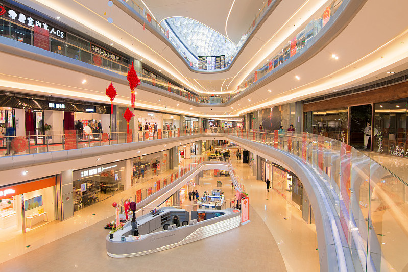 万达广场是一个集购物,娱乐,饮食,文化和社交于一体的多功能空间,改变