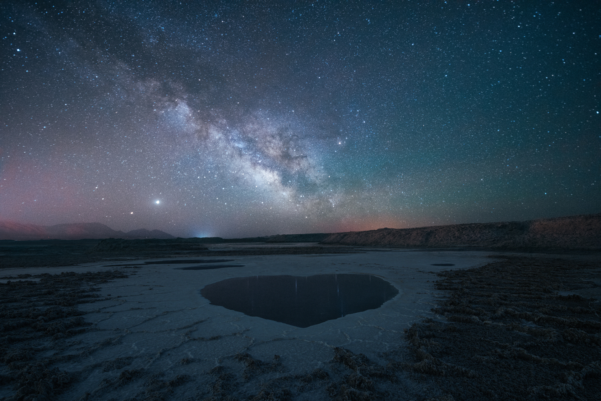 如何做? 手机能拍摄出清晰的星空照片,但需要注意多个方面的因素.