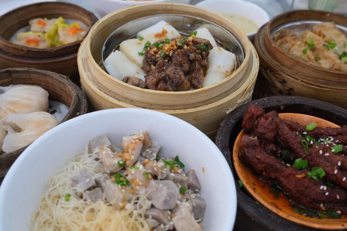 福州,这座历史悠久的文化名城,以其独特的美食文化而闻名遐迩.