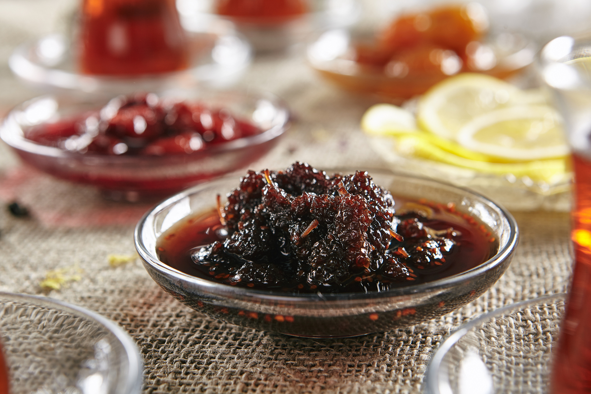 圆葱酱是河北省邯郸市肥乡的特产.