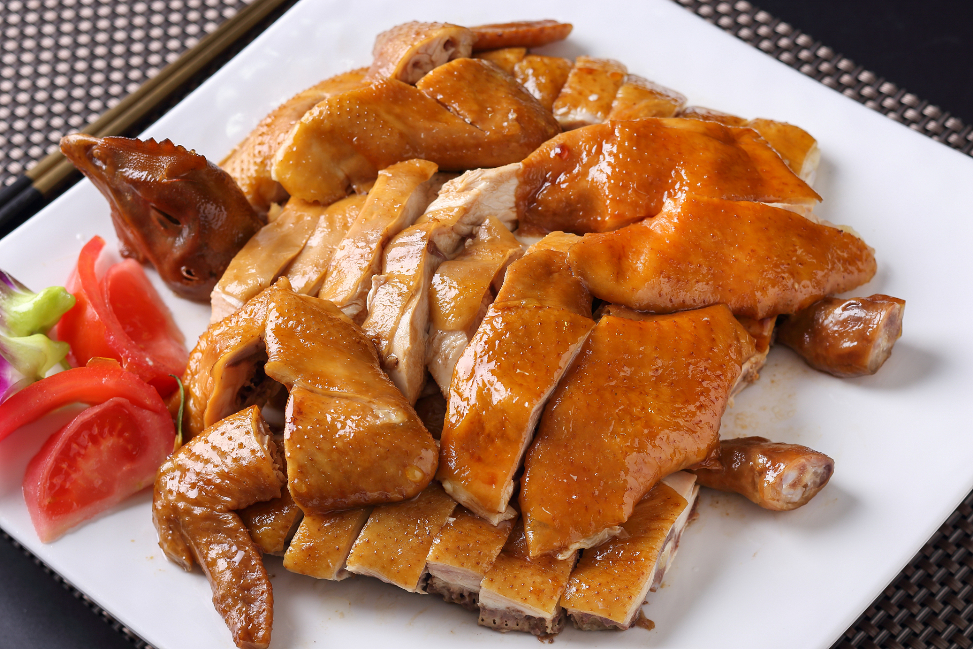 周口这个地方,历史文化深厚,美食也是一绝,保证你吃一口就忘不了!  1.