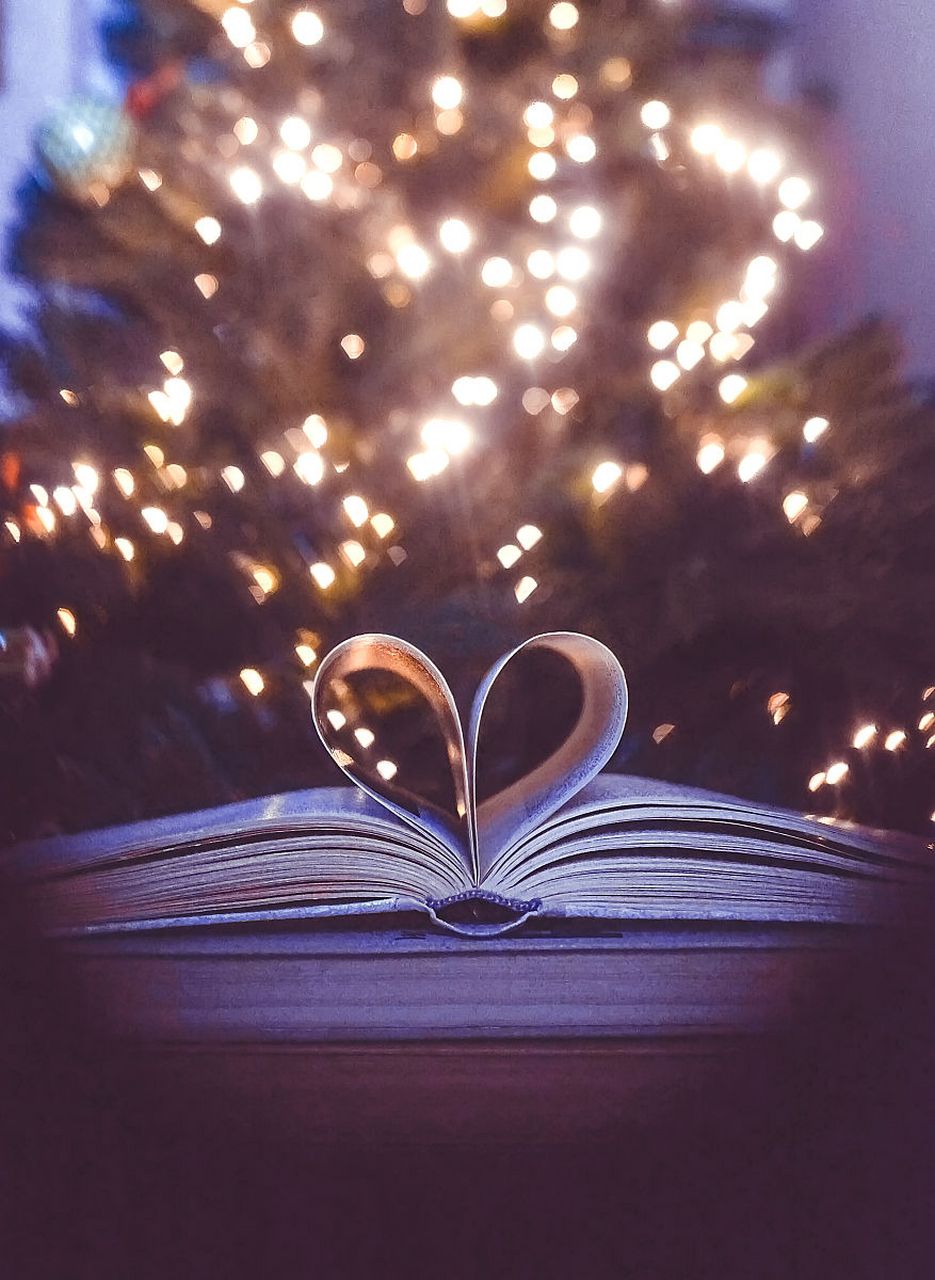 个人情感语录供参考 深夜思念唯美表白 我爱你,这是我生活中最真挚的