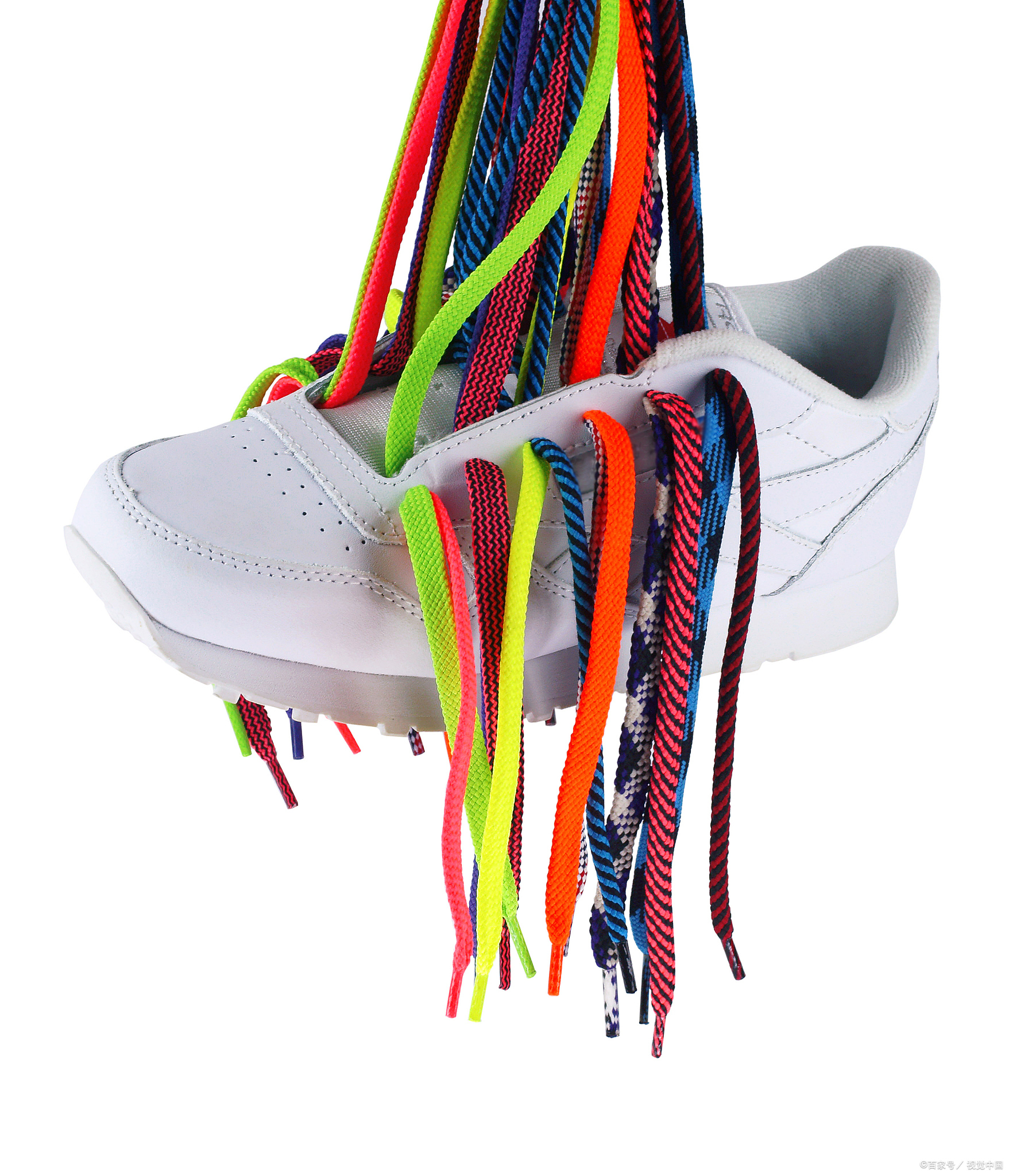 王一博鞋带系法有