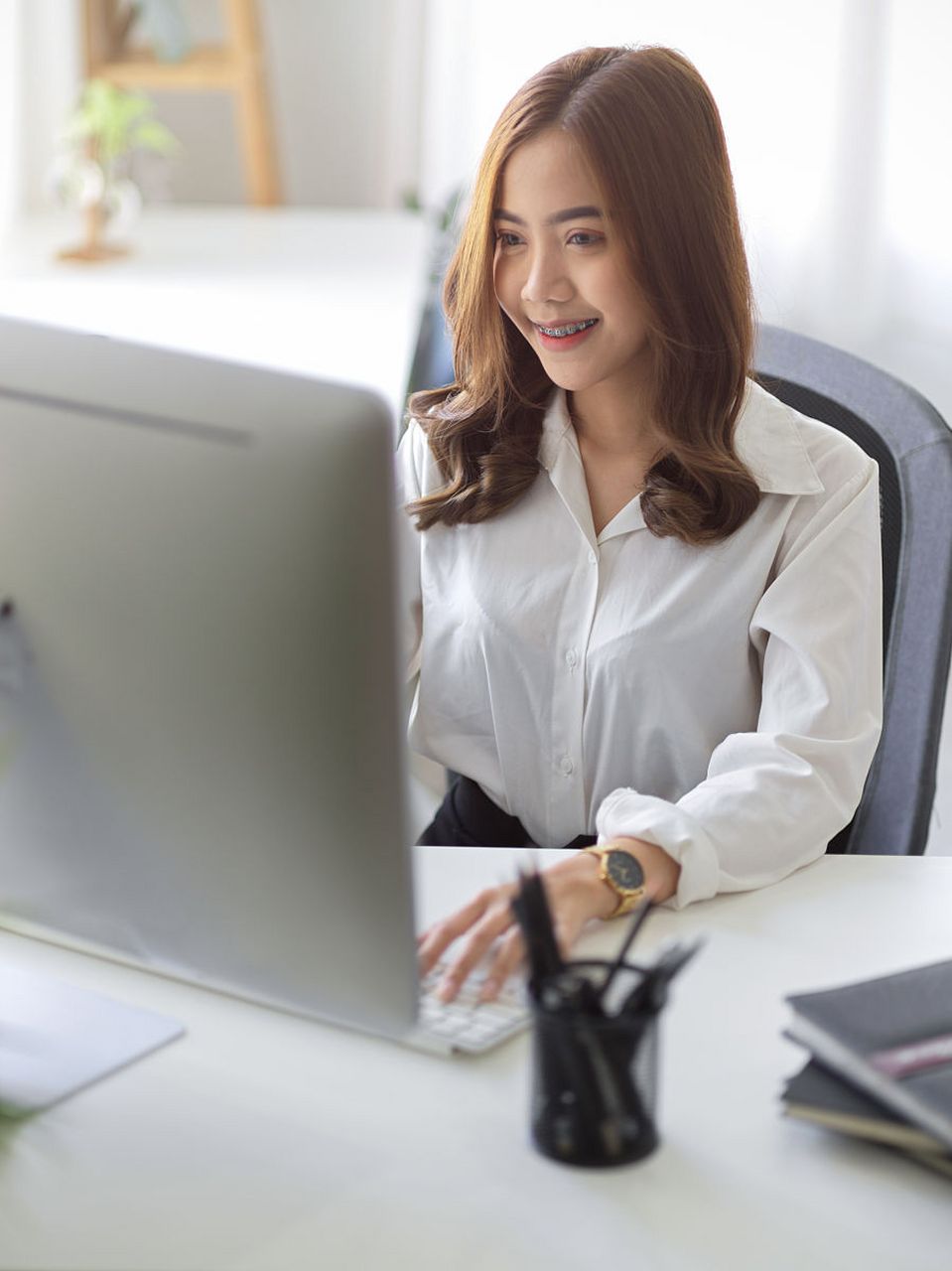 春节开工的头三天,痔疮膏的销量居然猛增了3倍  在