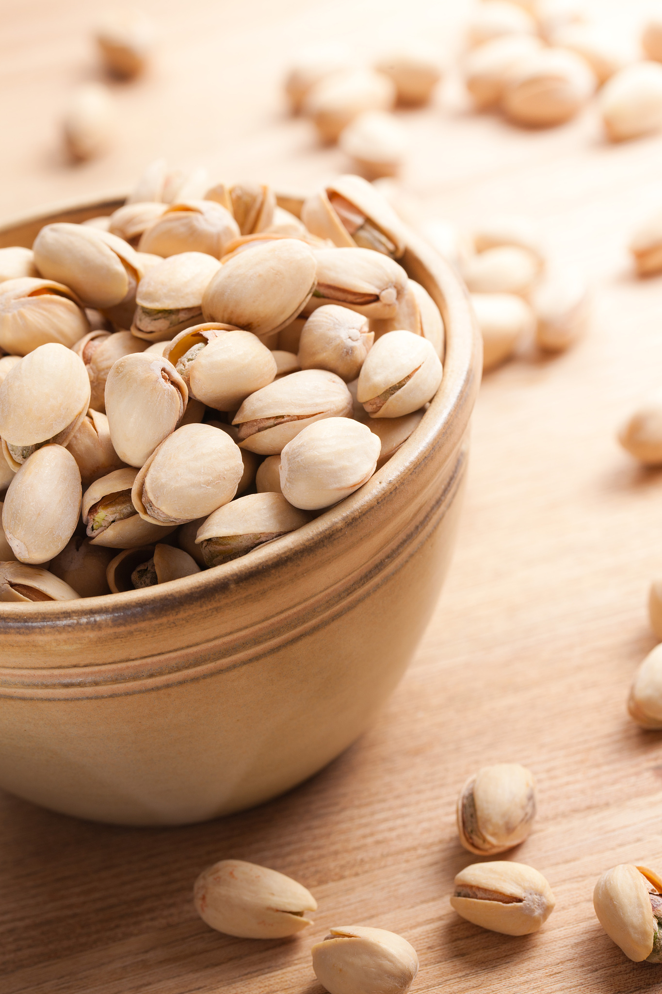 前几天,儿媳妇孝心发作,买了一袋开心果回来