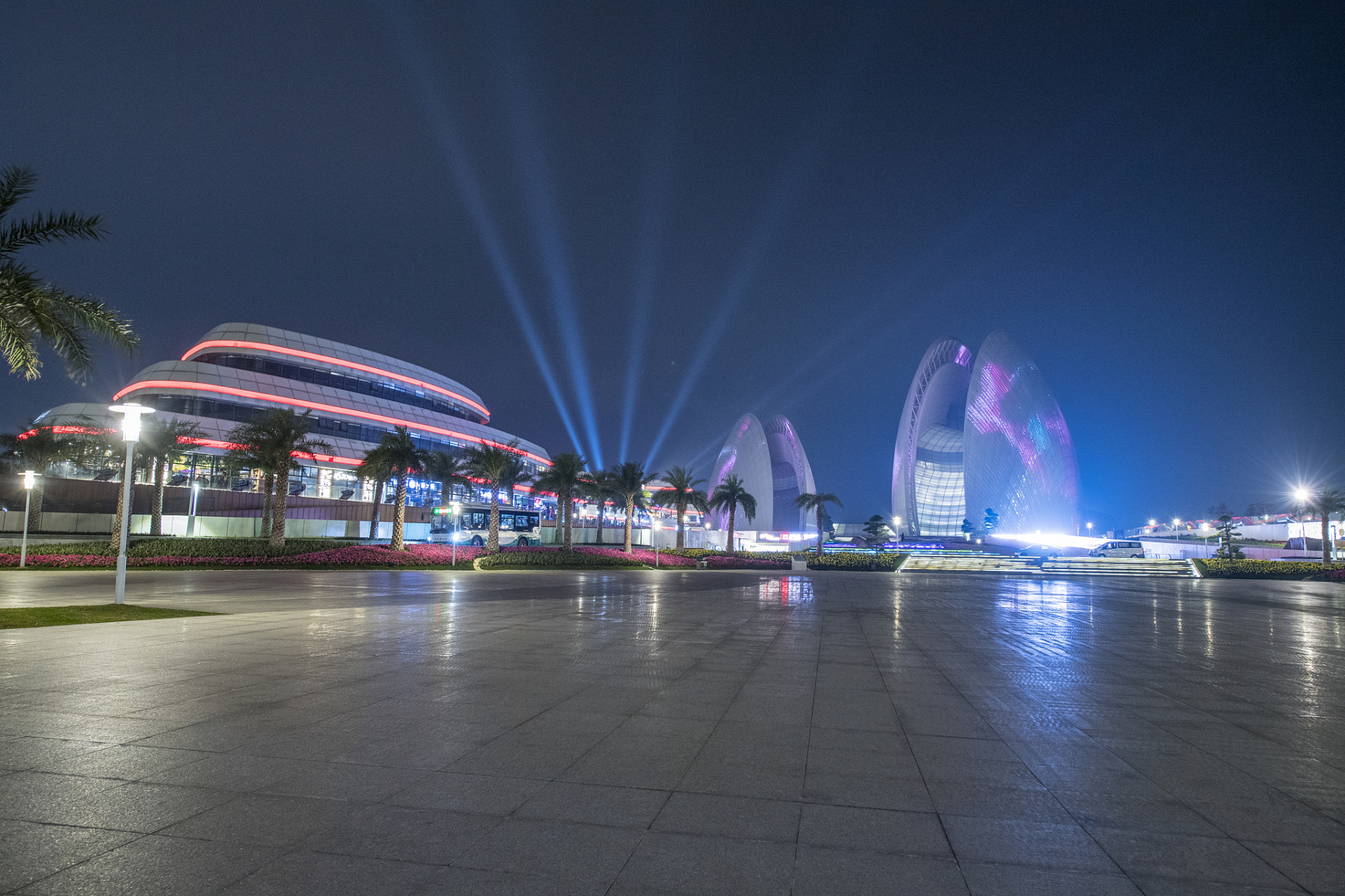 95探秘珠海夜景,沉醉在这座城市的魅力之中.