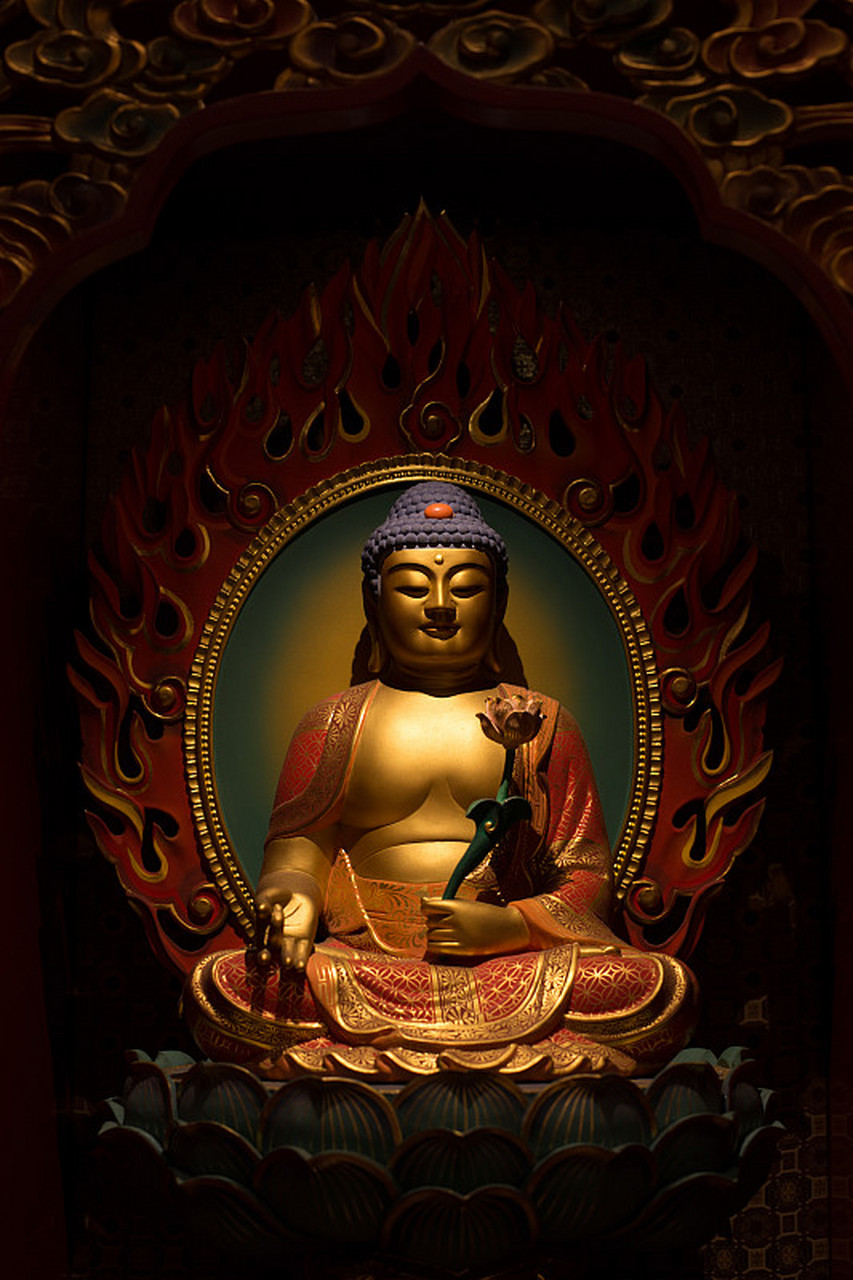 佛痣是中国传统文化中的一种特殊痣相,通常被认为与佛教有关