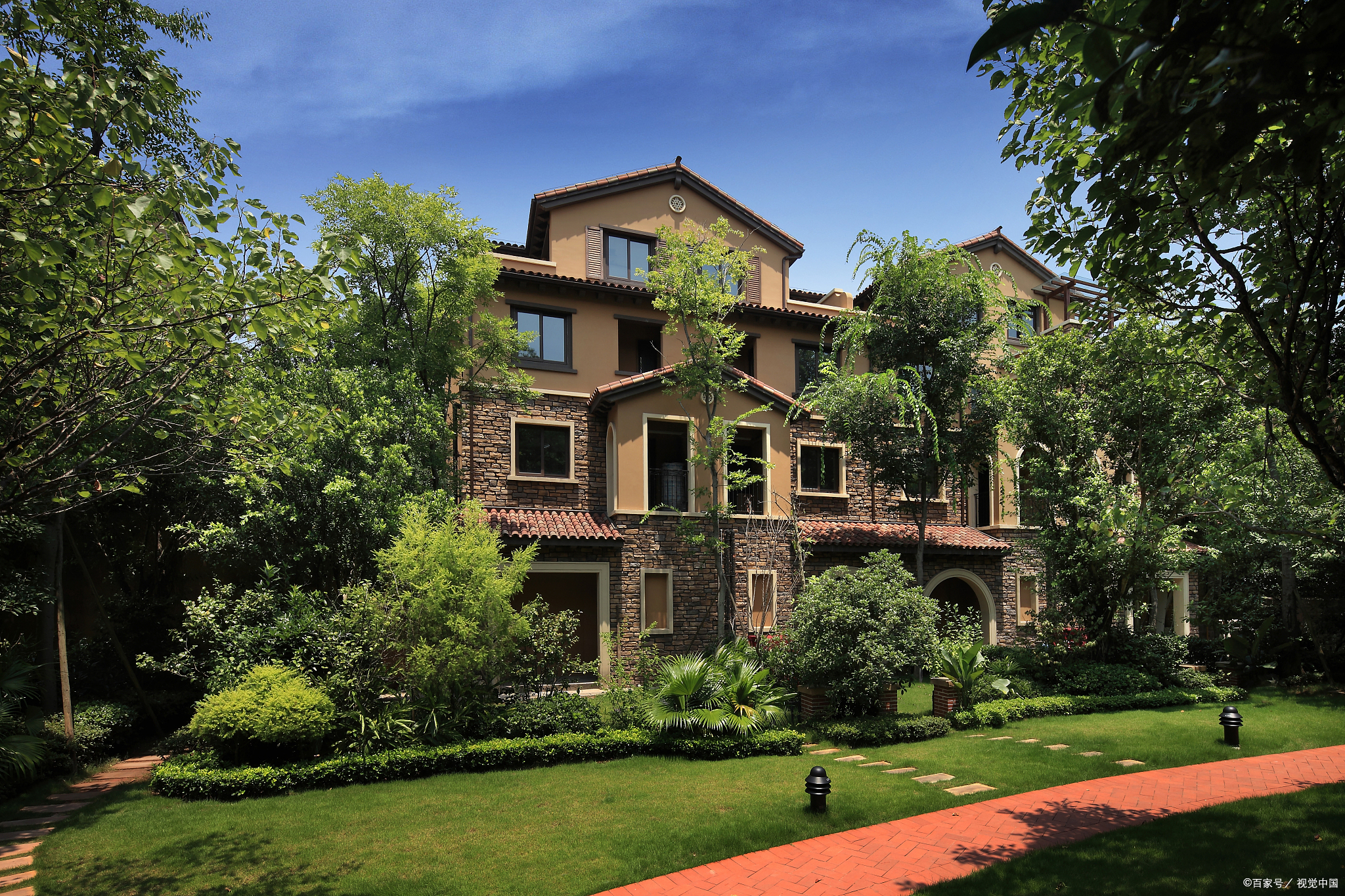 尖峰郦园为什么便宜