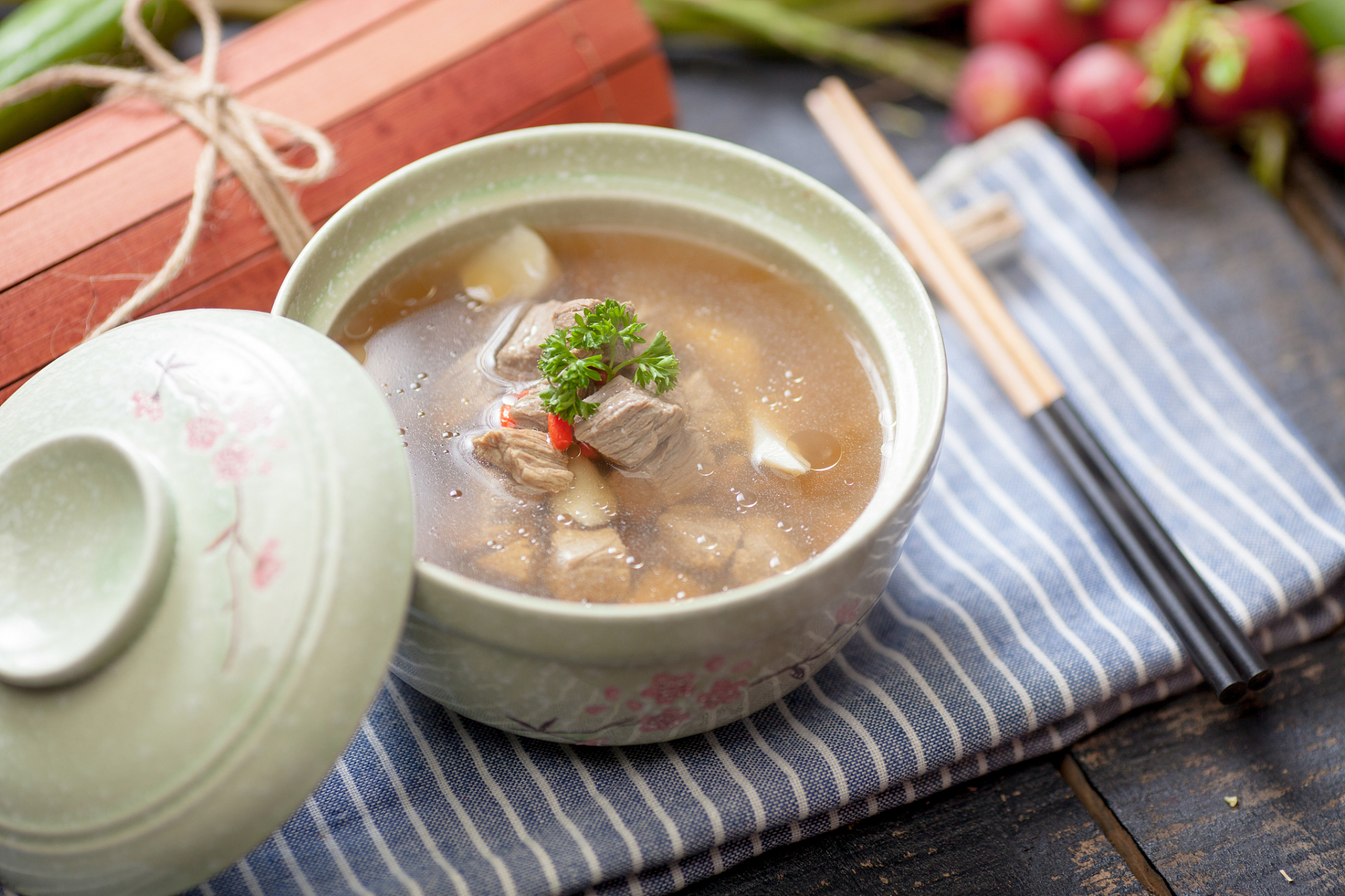 雷公根瘦肉汤,清热解毒又补血!家庭版养生佳品.