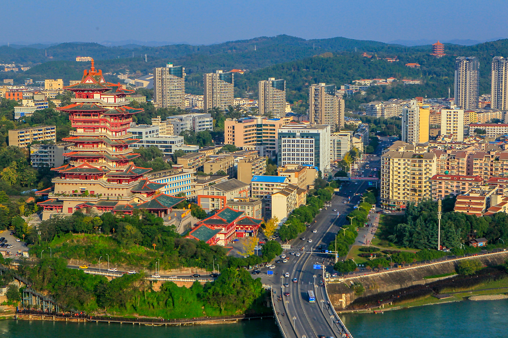 四川巴中,一个隐藏在四川省东北部的小众旅行地,拥有壮丽的自然风光
