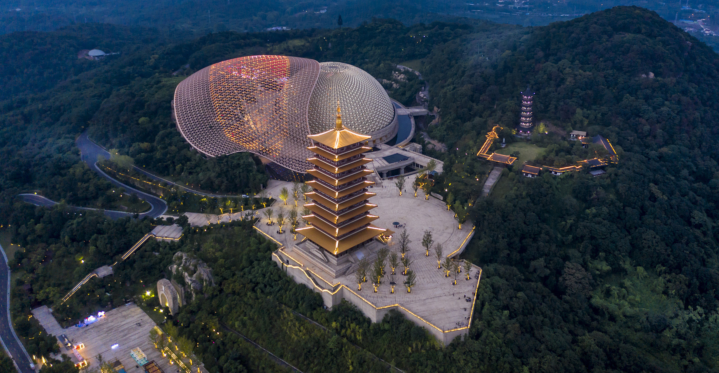 南京必去的10个景点牛首山(南京旅游景点有哪些好玩的牛首山)