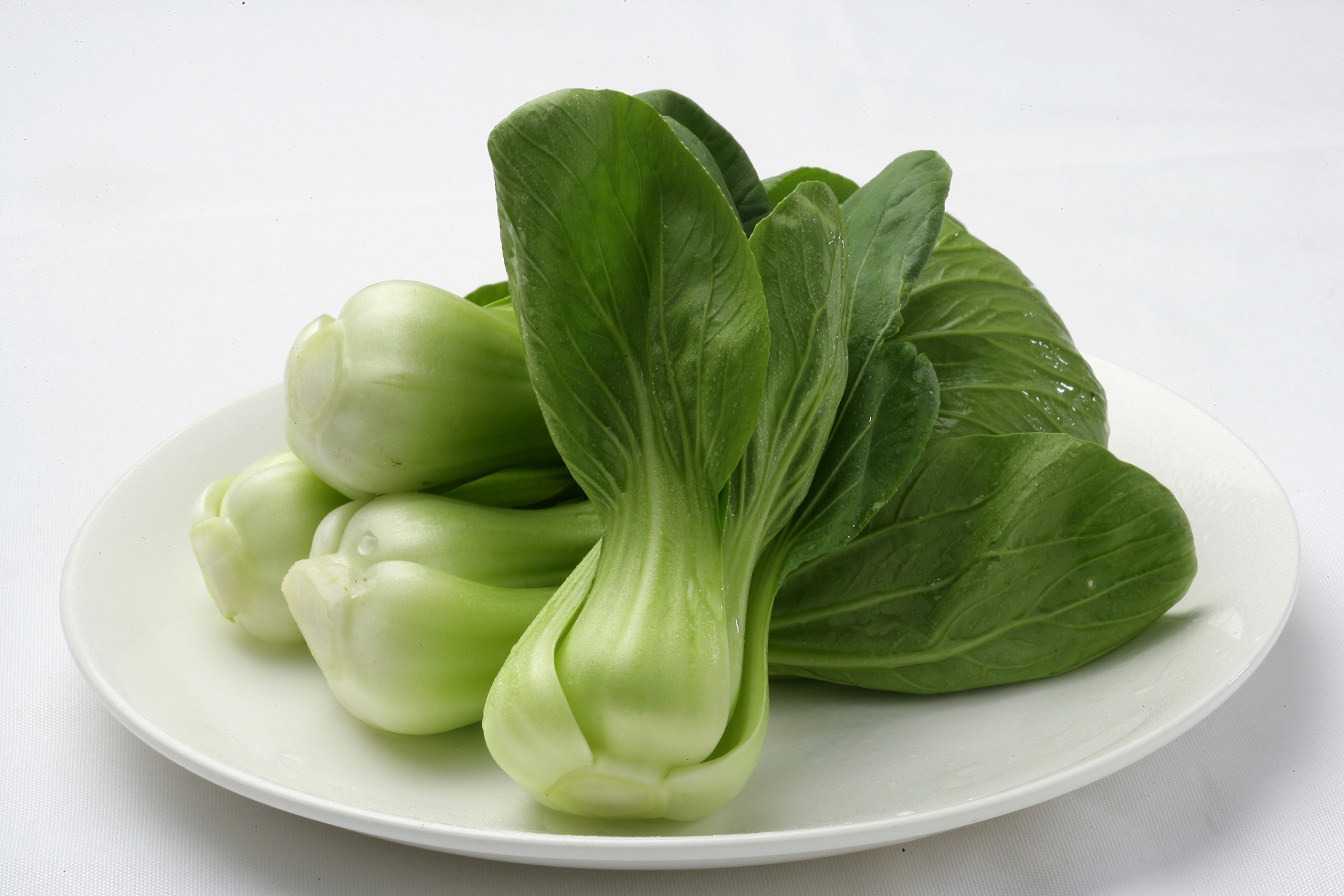 油菜含钙量高,这么吃通便解毒  油菜在所有蔬菜中,是含钙的佼佼者,每