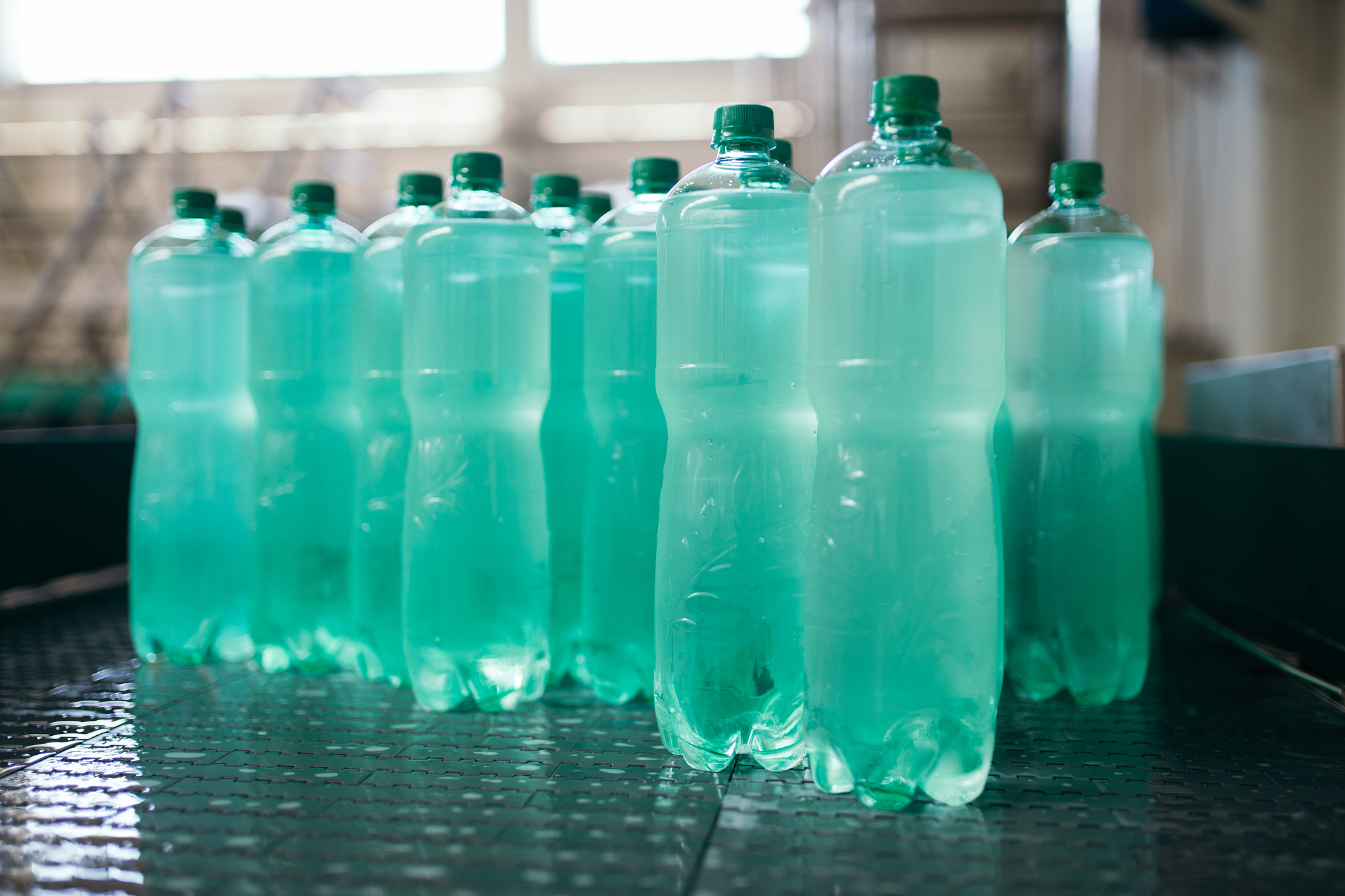 夏日护肤必备:氧气水在肌肤保湿中的神奇作用