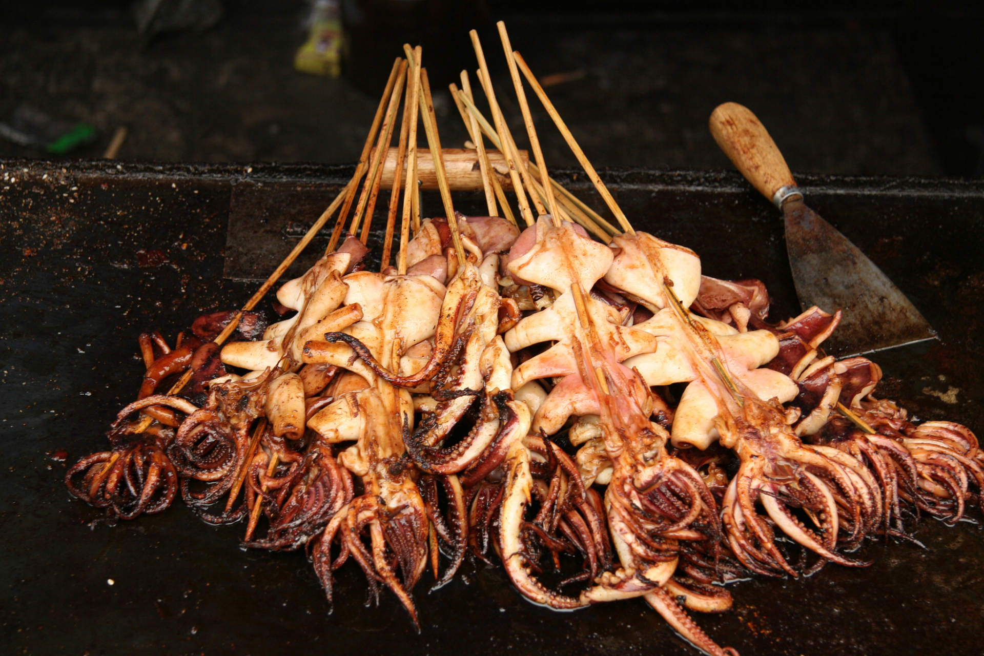 【网红菜——铁板鱿鱼,夜市摆摊招牌菜,配方精准,摊前排长队的小秘密