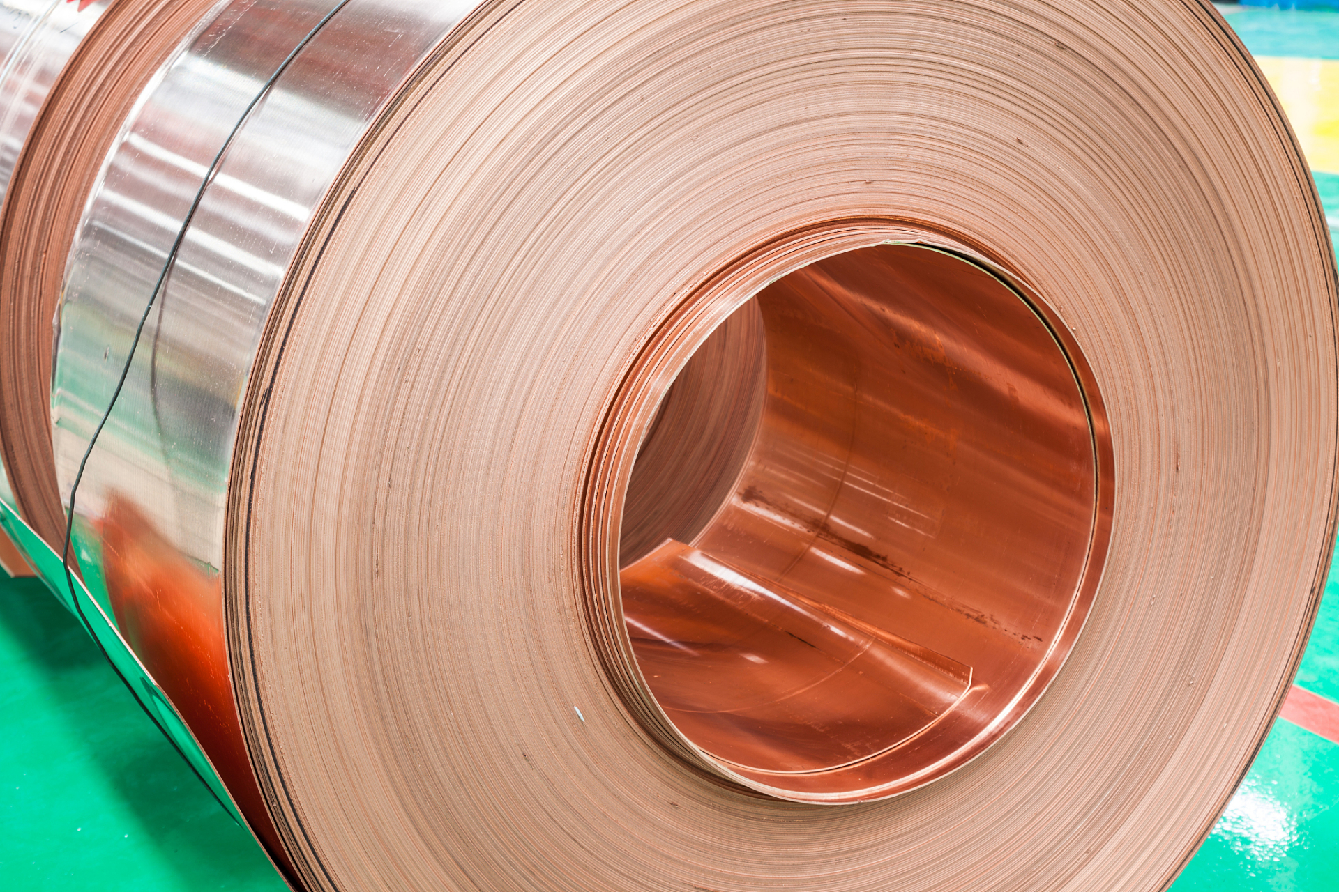 我看好"锂电铜箔"的逻辑是什么?直接说我的看法:  1.