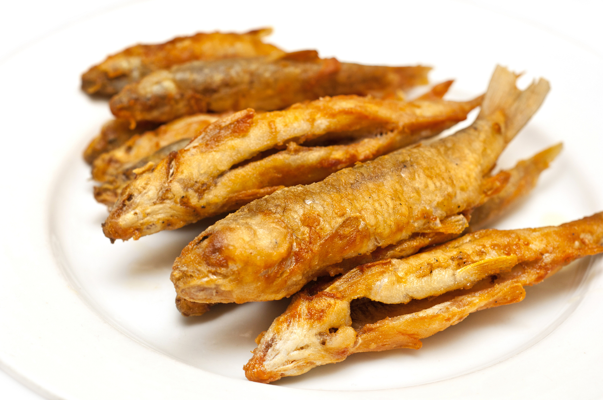 纷享佛山  #年在家乡# 佛山春节美食全攻略:酥炸小黄鱼的鲜美