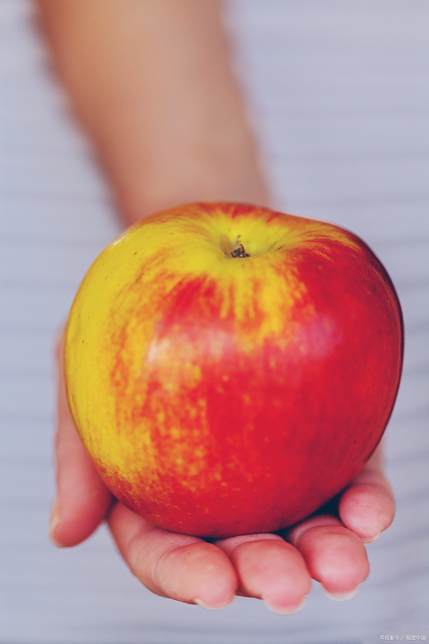 晚上吃苹果,是养生还是伤身?一文揭秘!