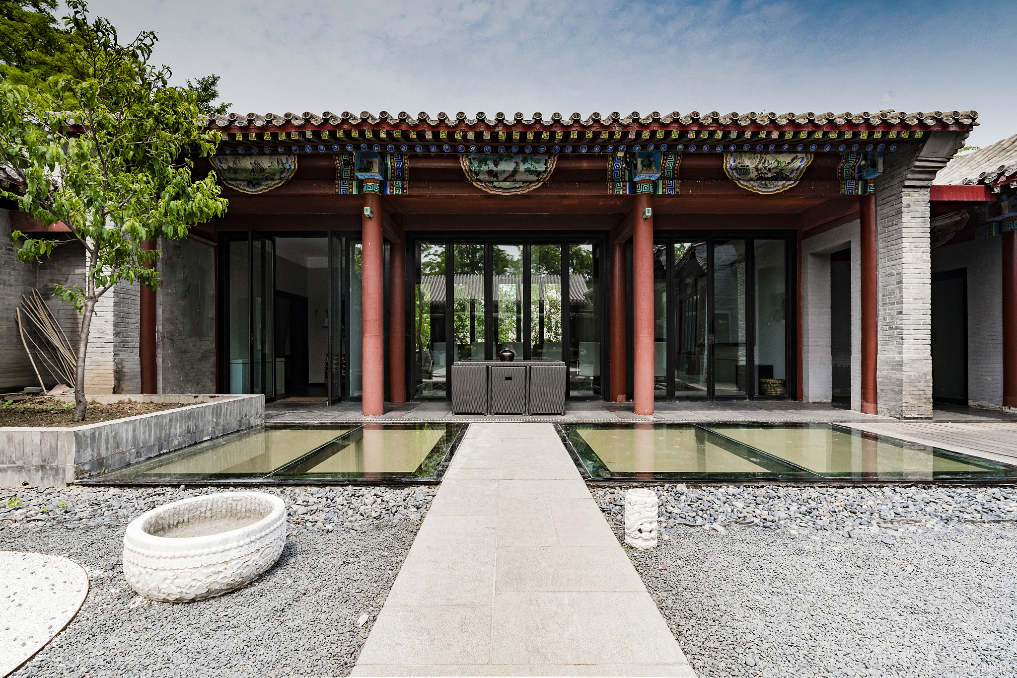 四合院是什么样的房子#四合院是中国传统的一种建筑形式,特别是在