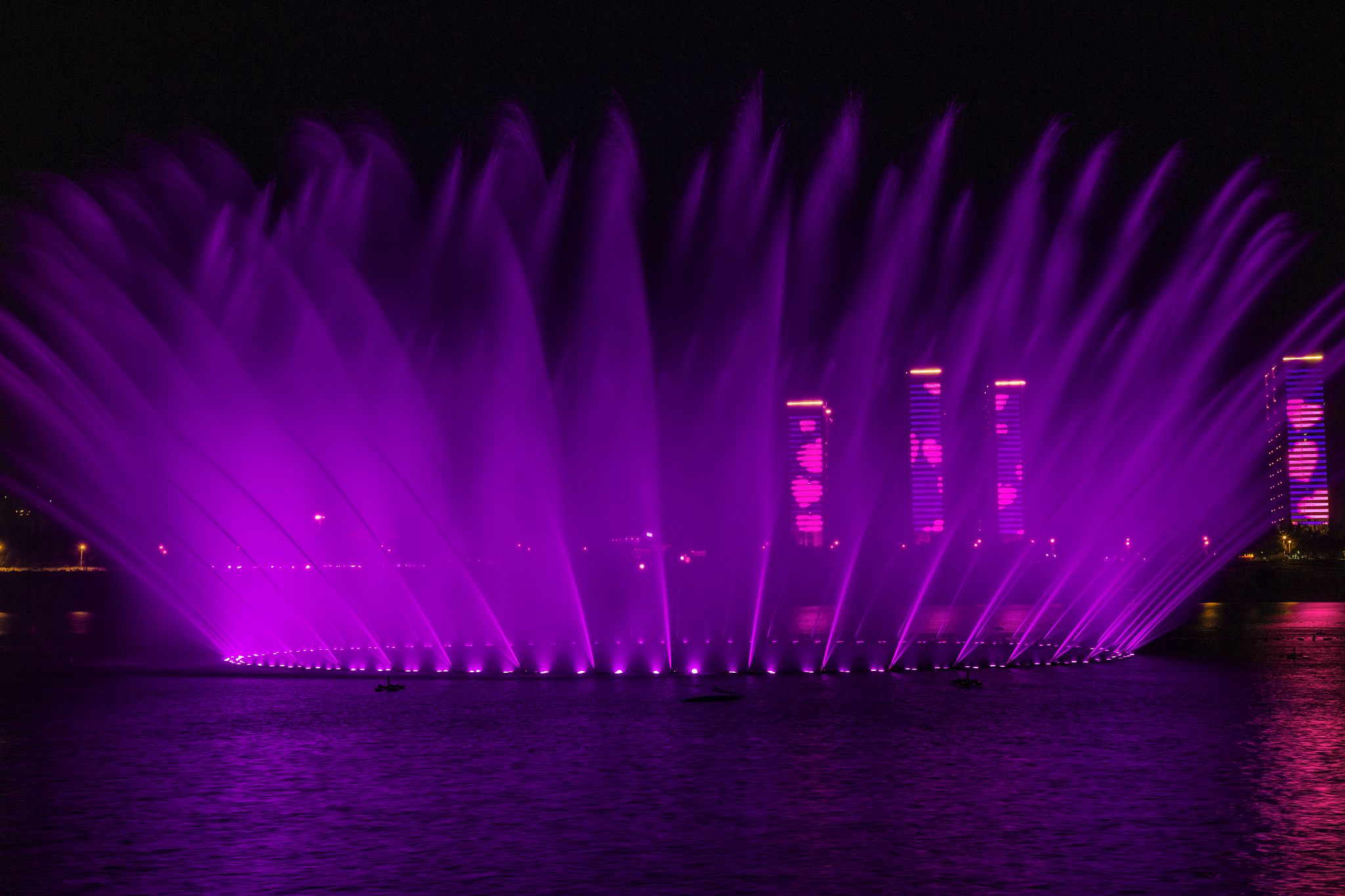 夜景喷泉图片真实图片图片