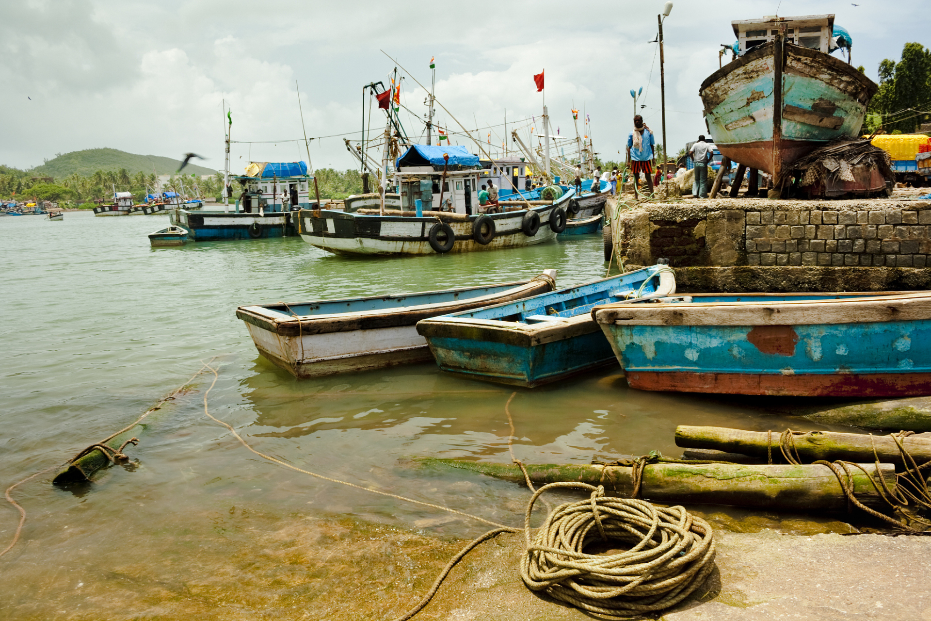 《浔埔一日,渔村千年——泉州浔埔渔村游记》  在泉州的东南沿海,有一