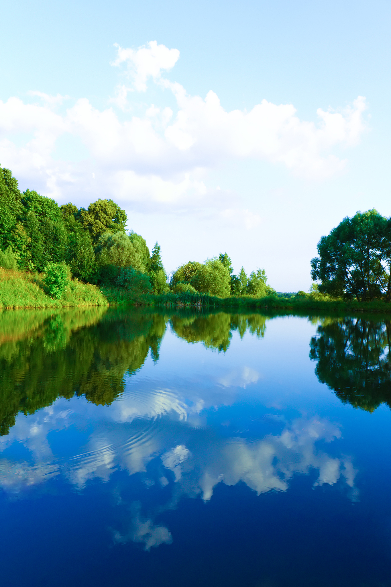 天蓝水碧,新鲜空气