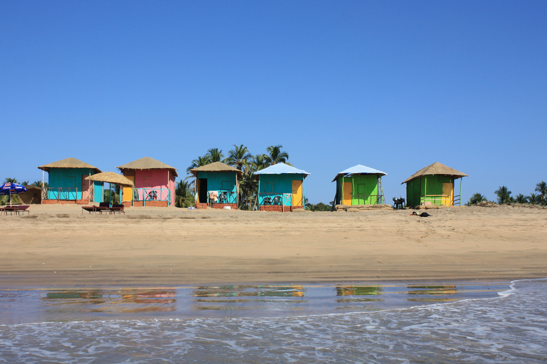 银滩旅游度假区,山东威海乳山市东南海岸的璀璨明珠,被誉为"青岛后
