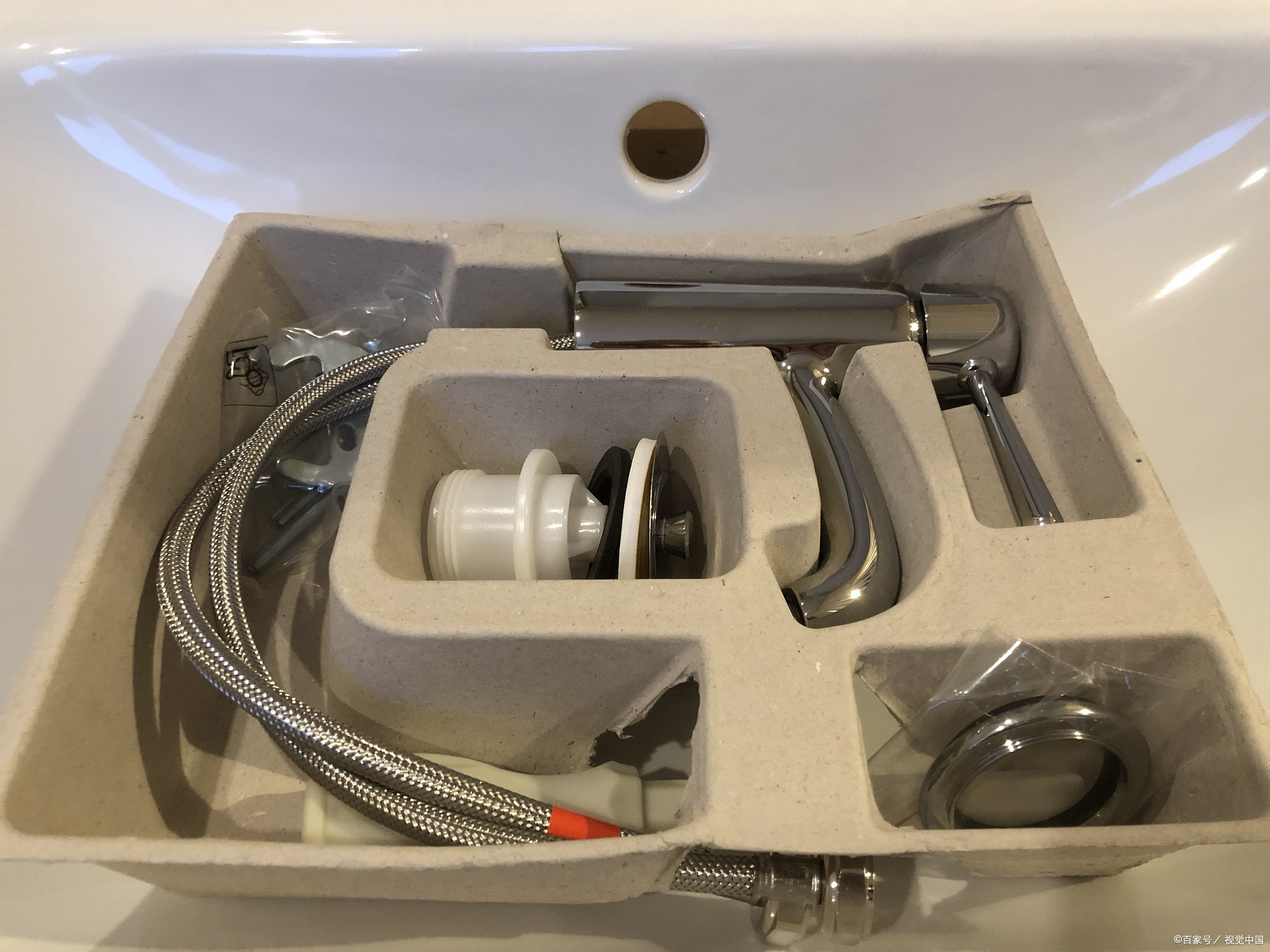 水之旅厨房水槽皂液器延长管是一款实用,便捷的厨房配件.