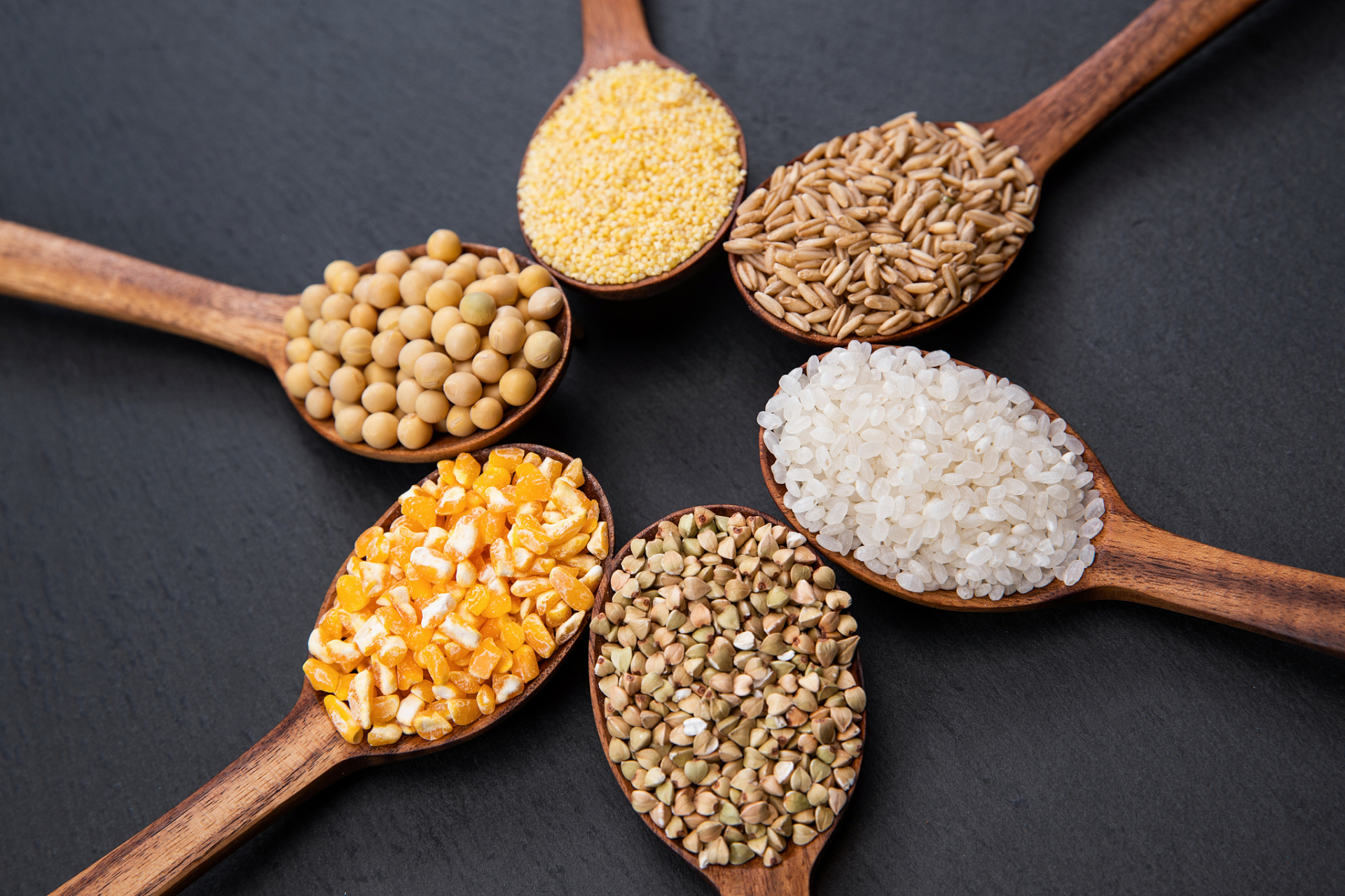 吃全谷杂粮的好处是什么?