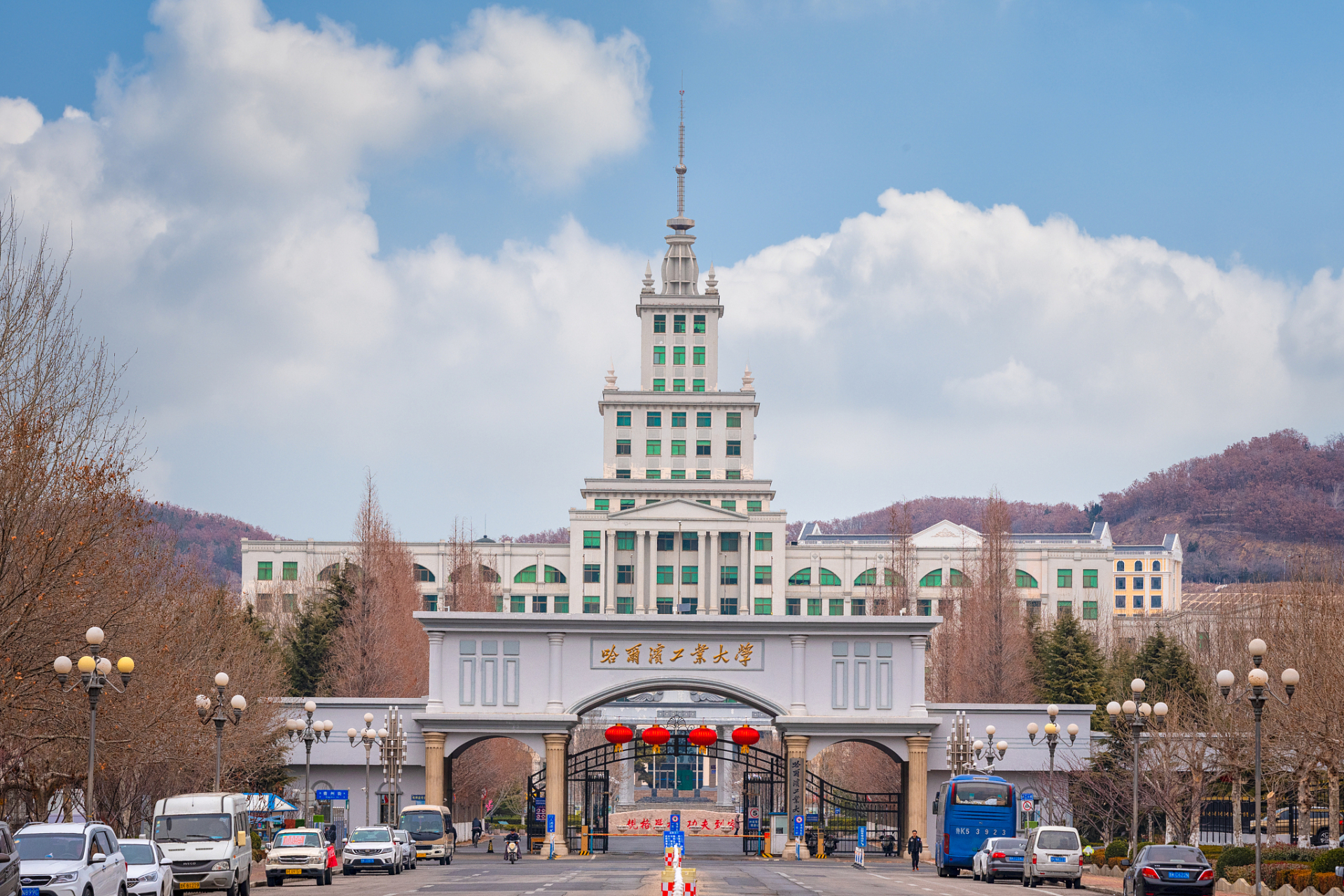 高考# 解释一下,为什么老马讲,哈工大威海校区,从高考志愿填报角度来