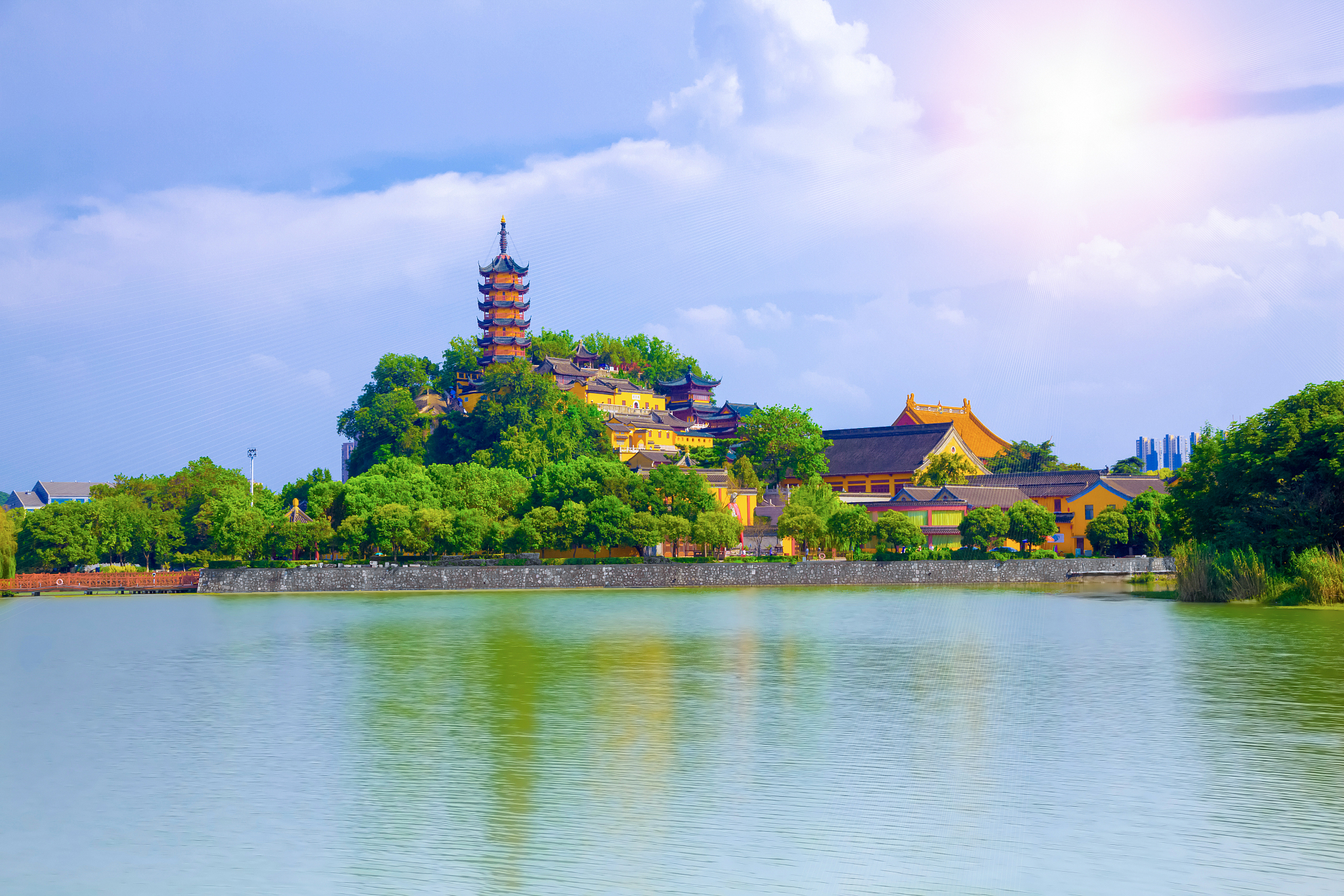 镇江三山景区有何特点?你知道它的自然美景吗?