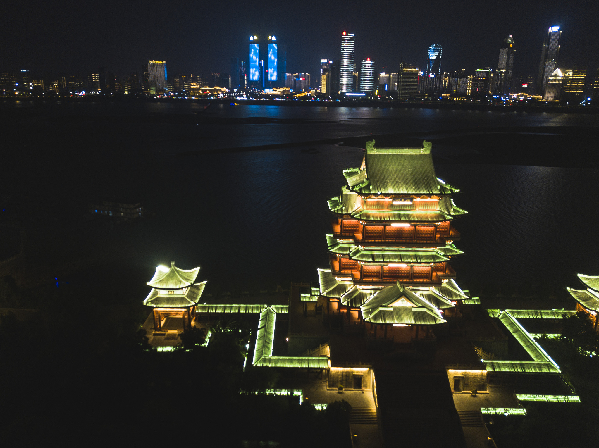 滕王阁的古建筑魅力在哪里,滕王阁夜景你体验过吗?